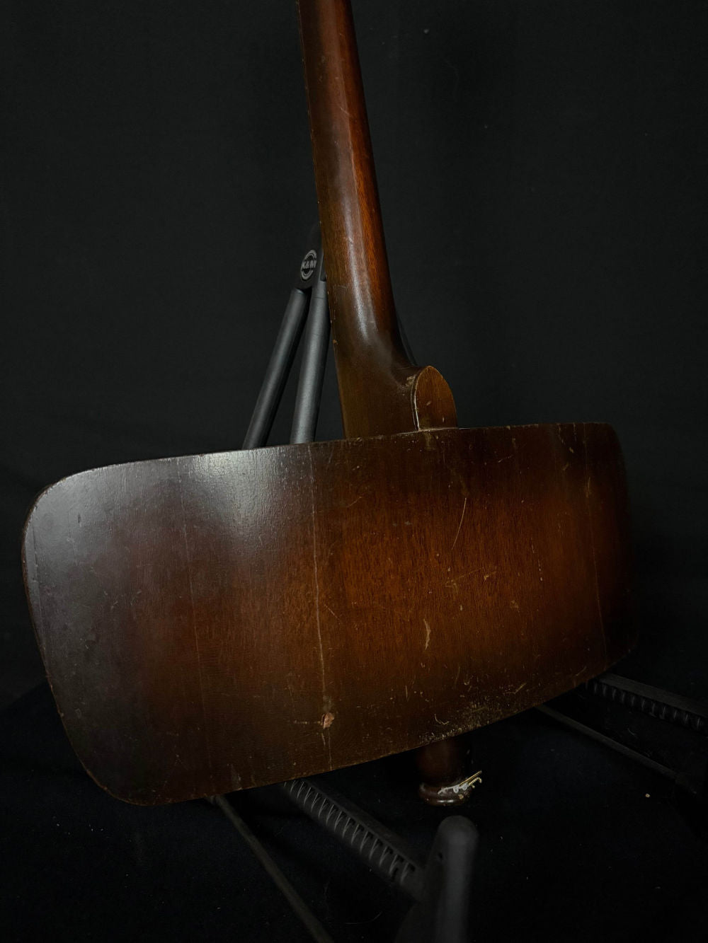 1927 Aero-Uke ukulele body back