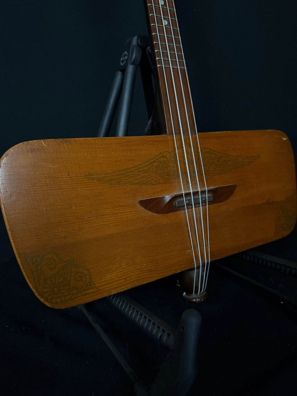1927 Aero-Uke ukulele body