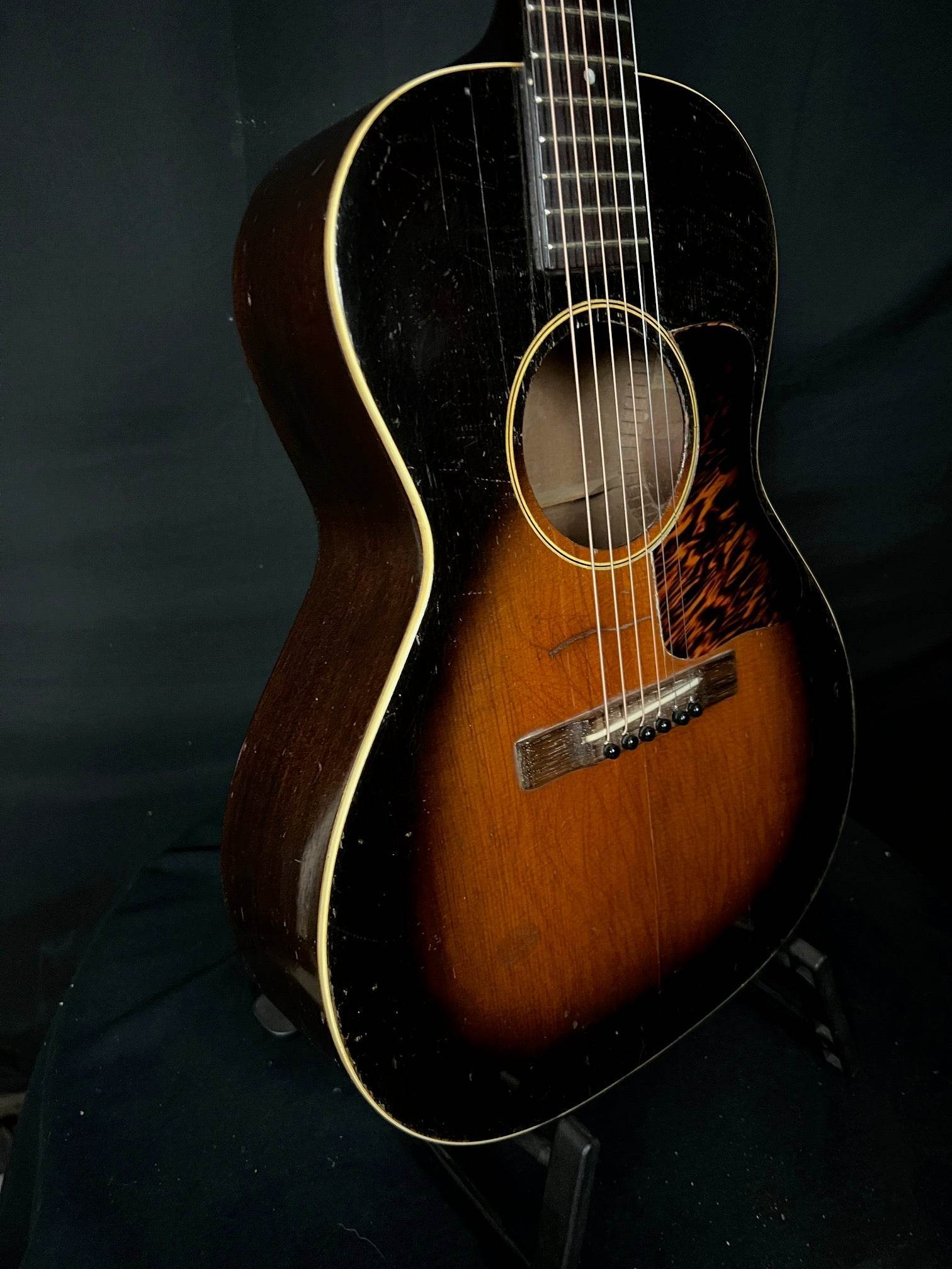1936 Gibson L-00 - Acoustic Corner