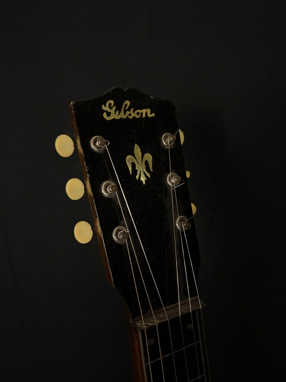 1940 Gibson EH-125 Lap Steel headstock