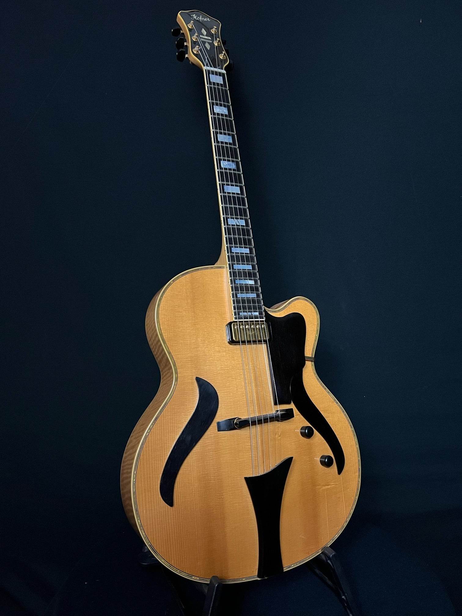 2000 Hofner Jazzica Custom - Acoustic Corner