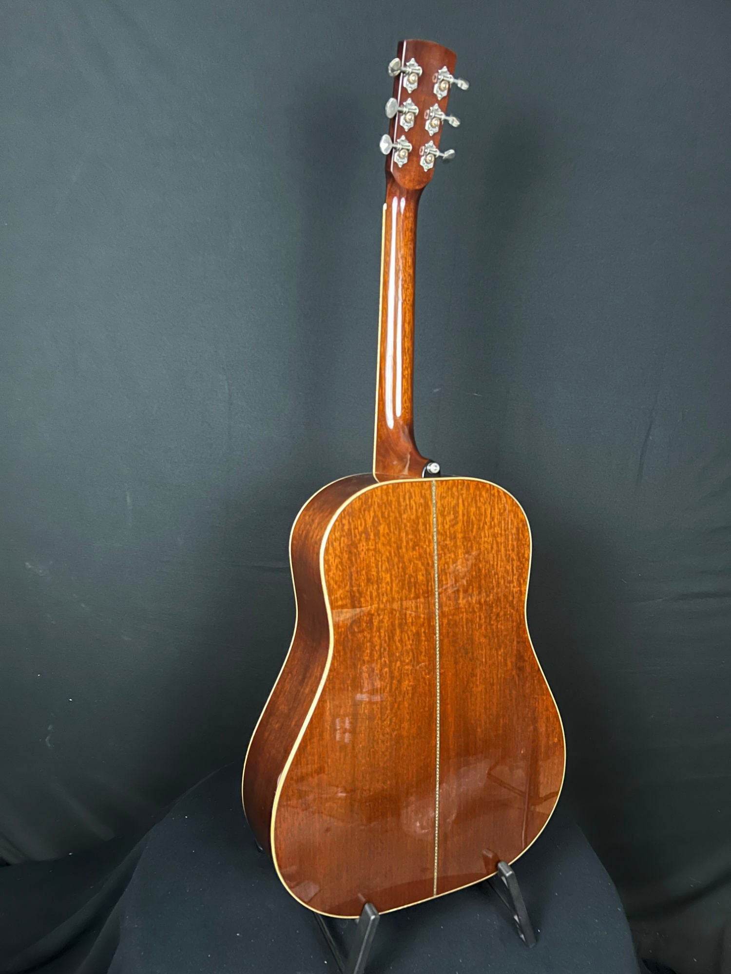 2002 Huss and Dalton DS-12 Custom - Acoustic Corner
