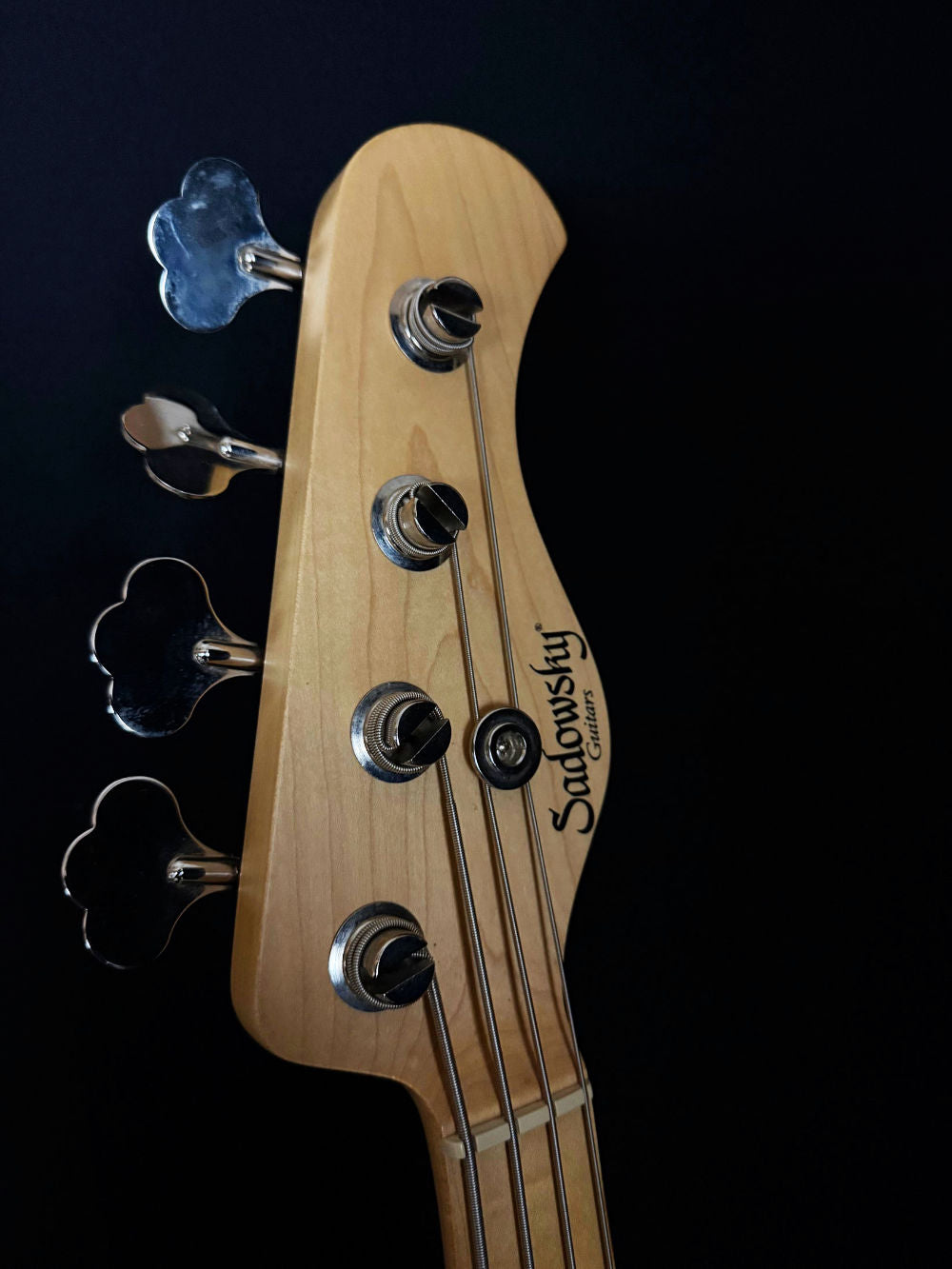 2009 Sadowsky PJ Metroline bass headstock