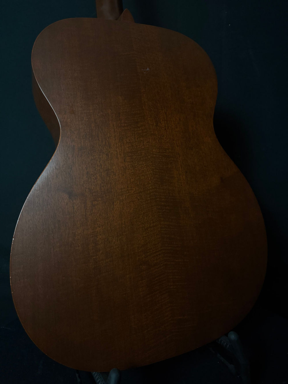 2011 Martin 00015M acoustic guitar mahogany back panel