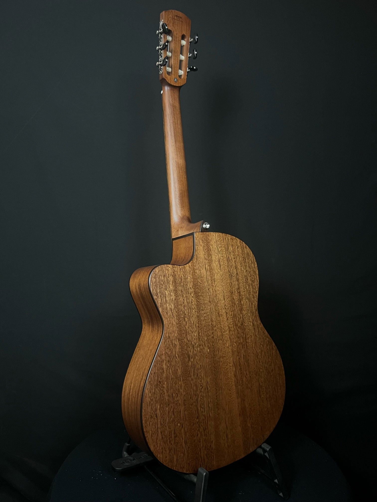 Alvarez AC65HCE Hybrid Classical - Acoustic Corner