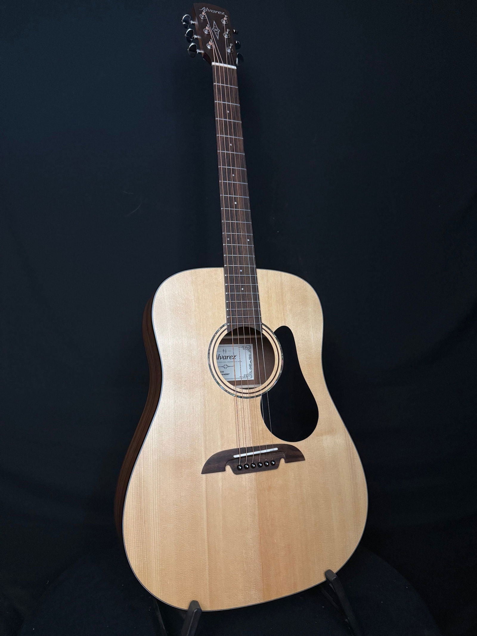 Alvarez AD30 Dreadnought - Acoustic Corner