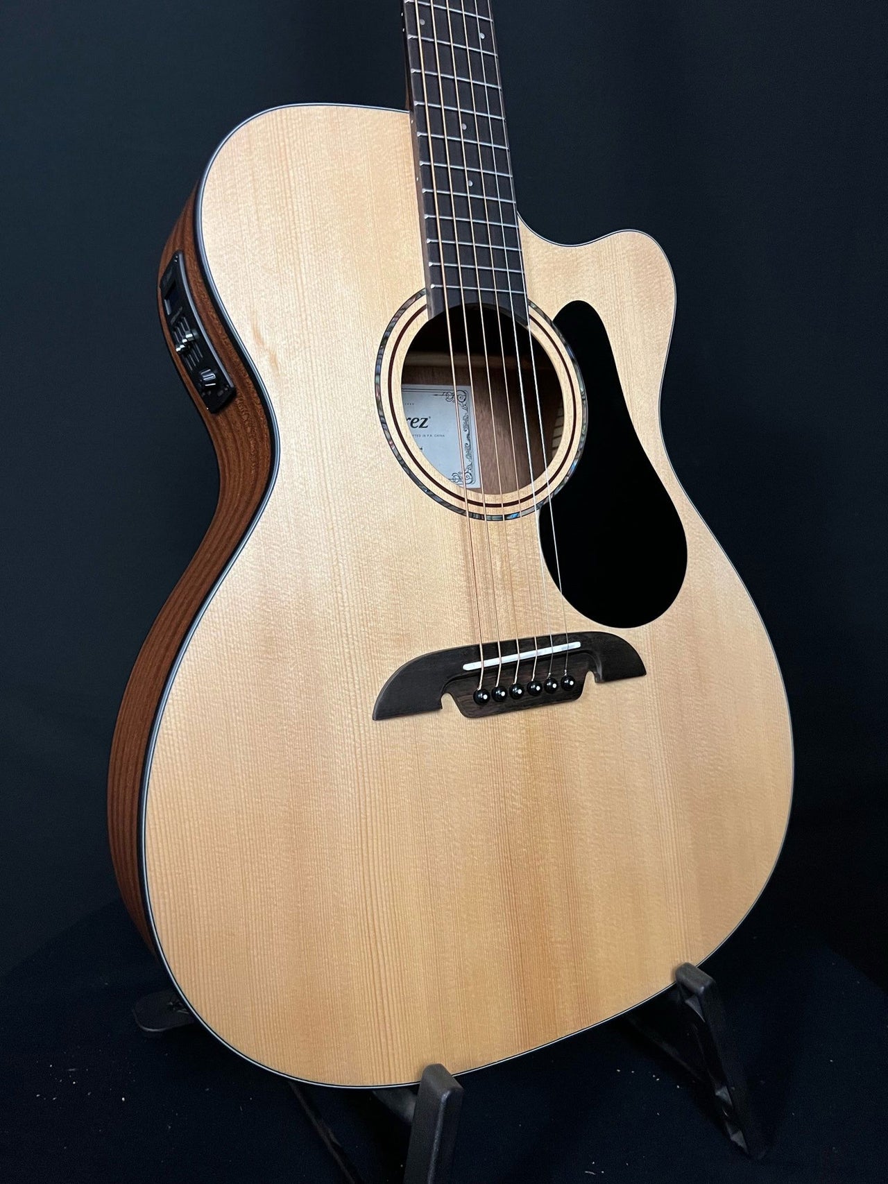 Alvarez AF30CE - Acoustic Corner