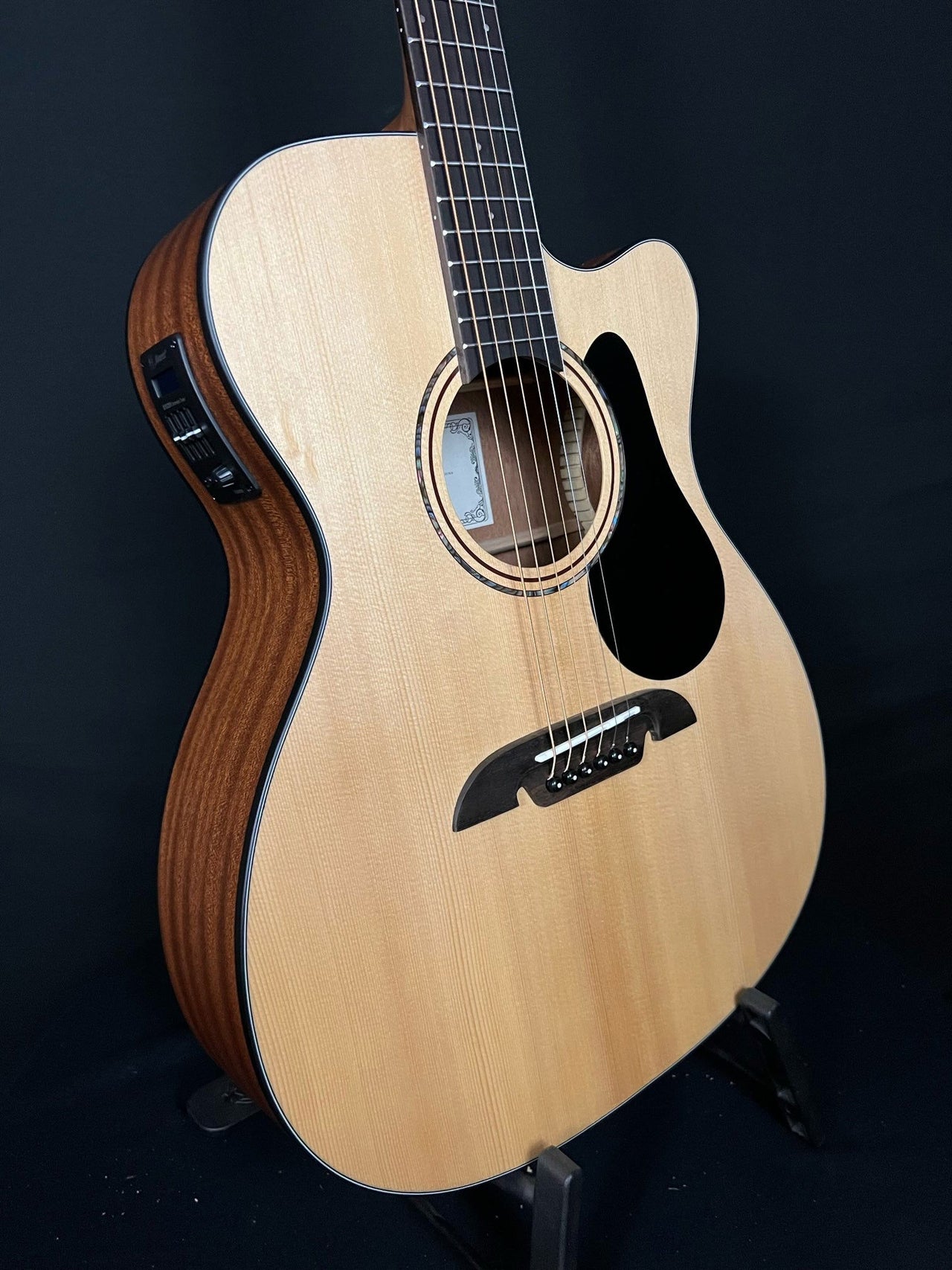 Alvarez AF30CE - Acoustic Corner