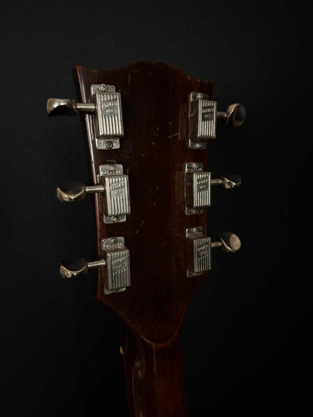 Circa 1971 Gibson SJ Deluxe acoustic guitar tuners