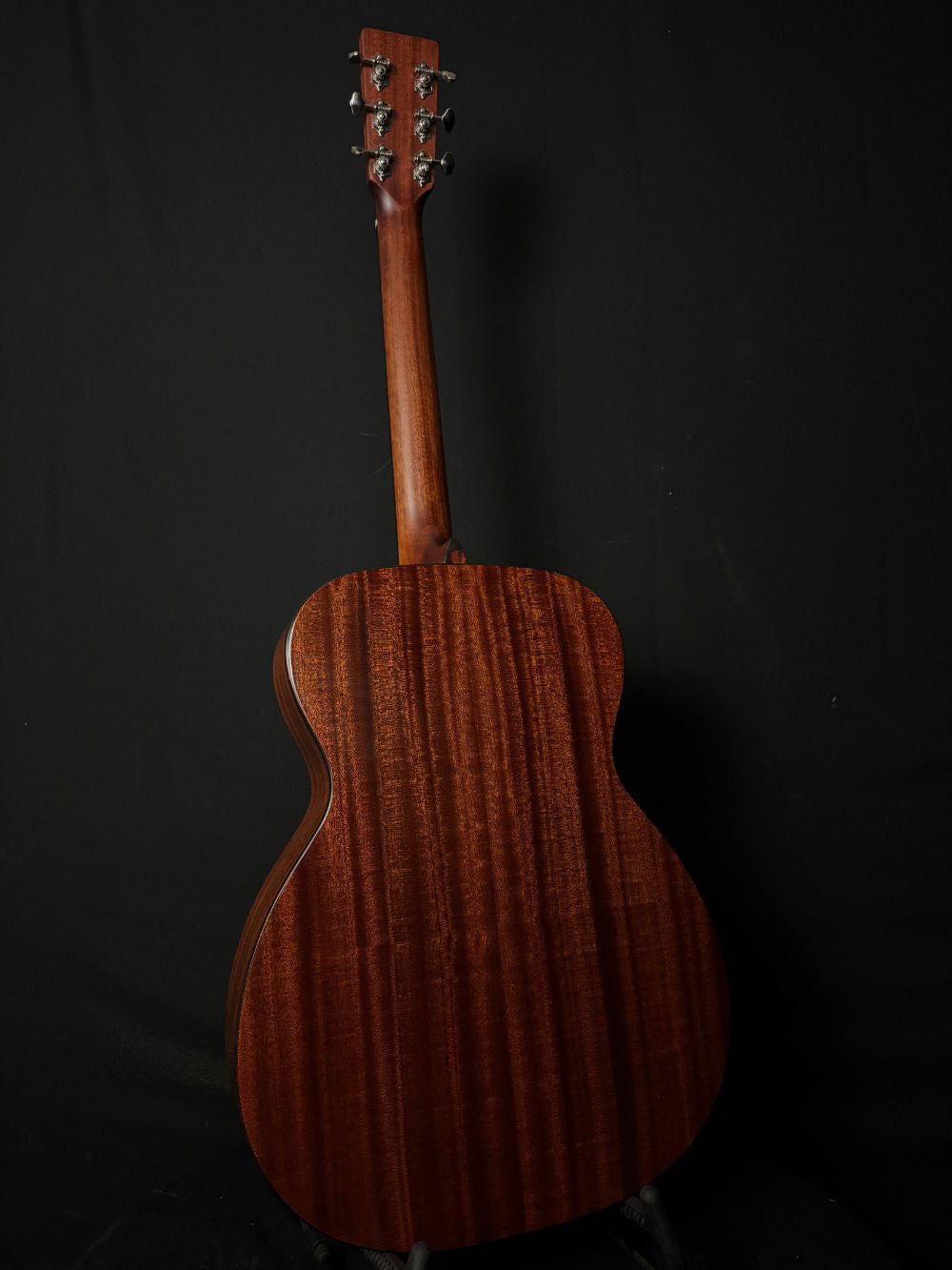 Eastman E1OM-DLX acoustic guitar full back