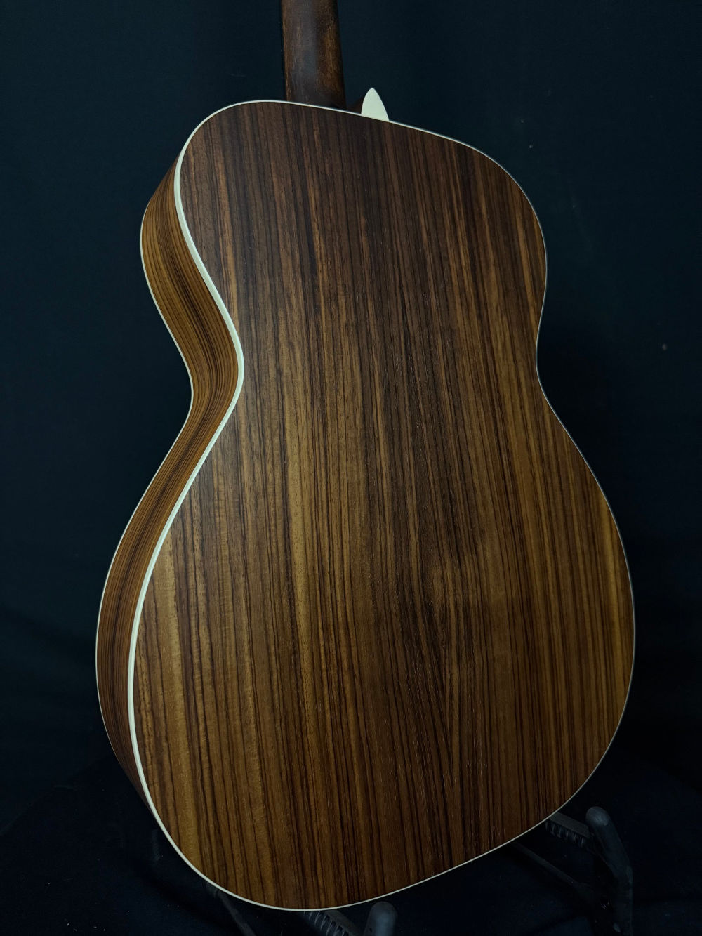 Eastman PCH2-OM acoustic guitar body back panel