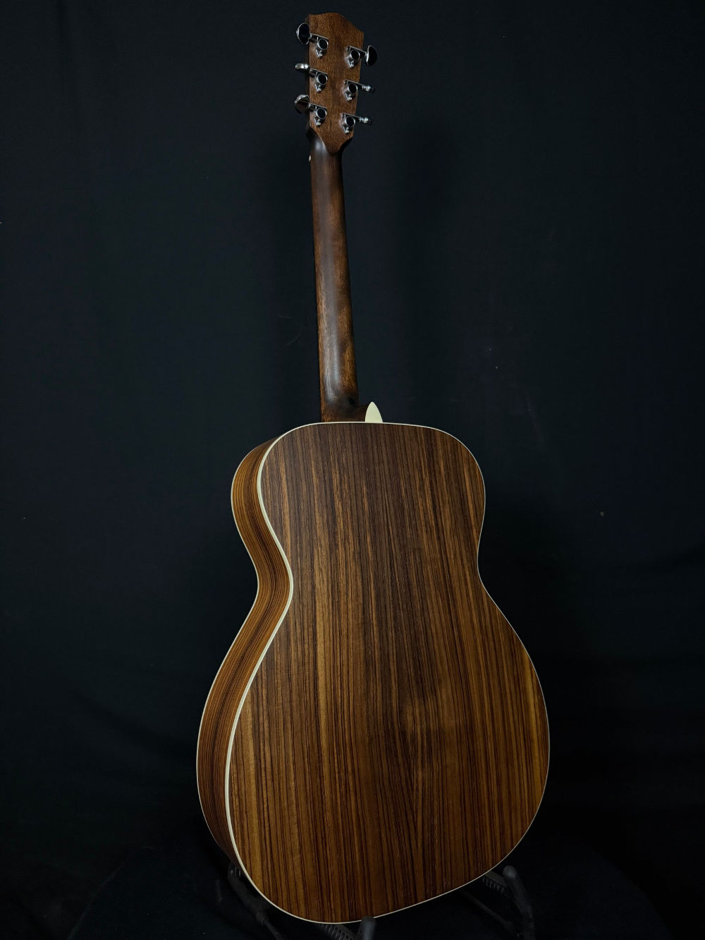 Eastman PCH2-OM acoustic guitar back