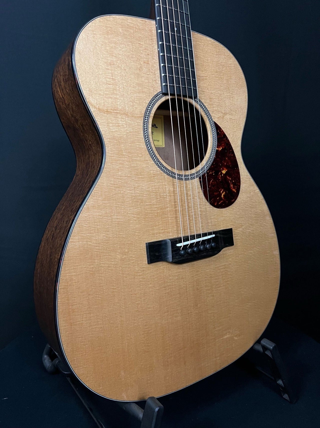 Eastman E1OM-SP - Acoustic Corner