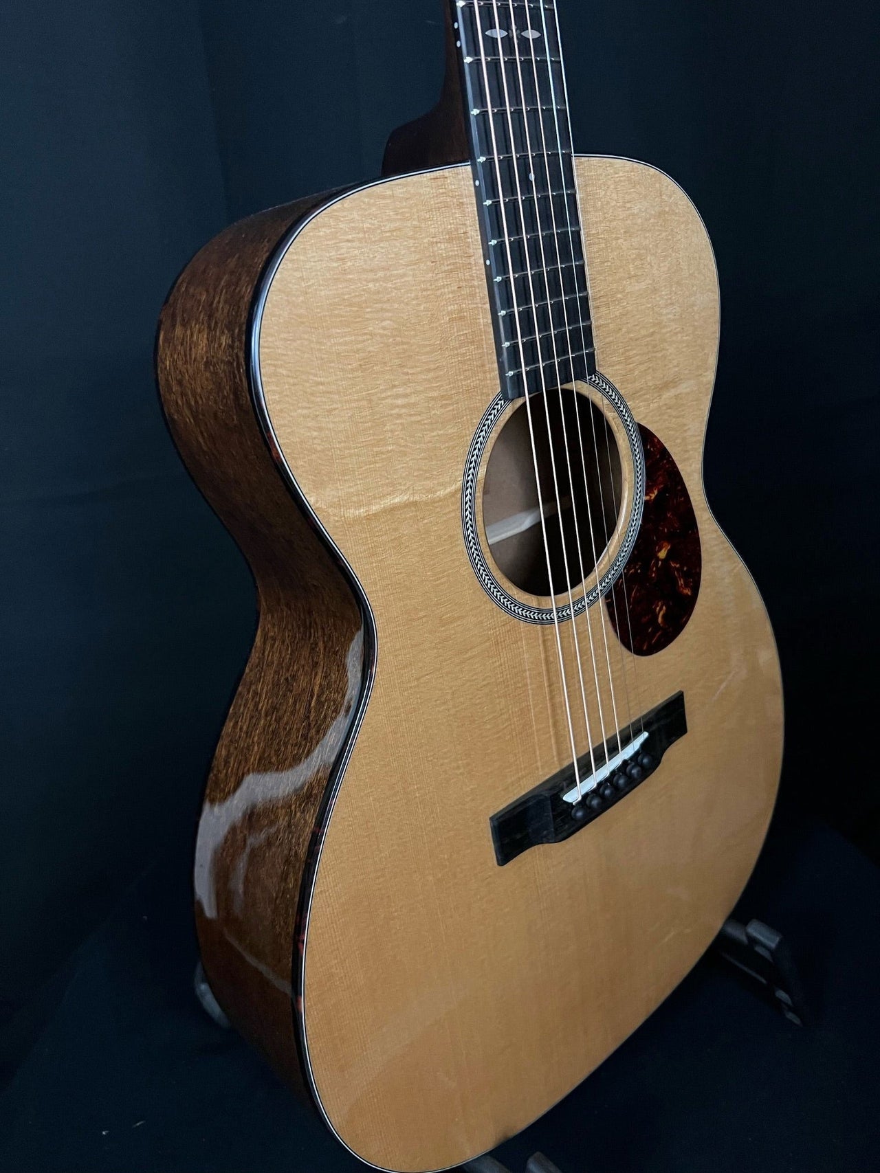 Eastman E1OM-SP - Acoustic Corner