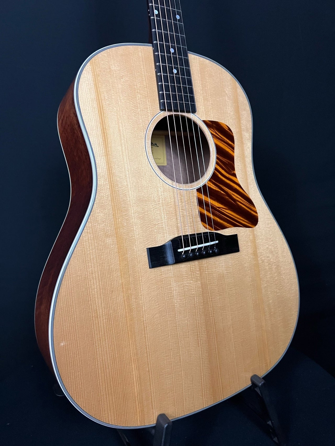 Eastman E6SS-TC - Acoustic Corner