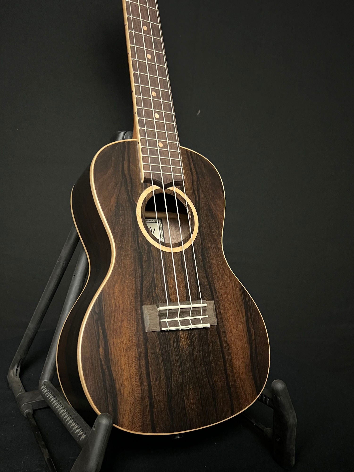 Lanikai concert ukulele top