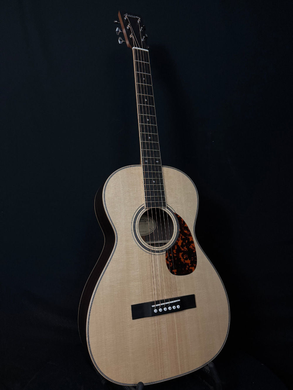 Larrivée 00-40R acoustic guitar