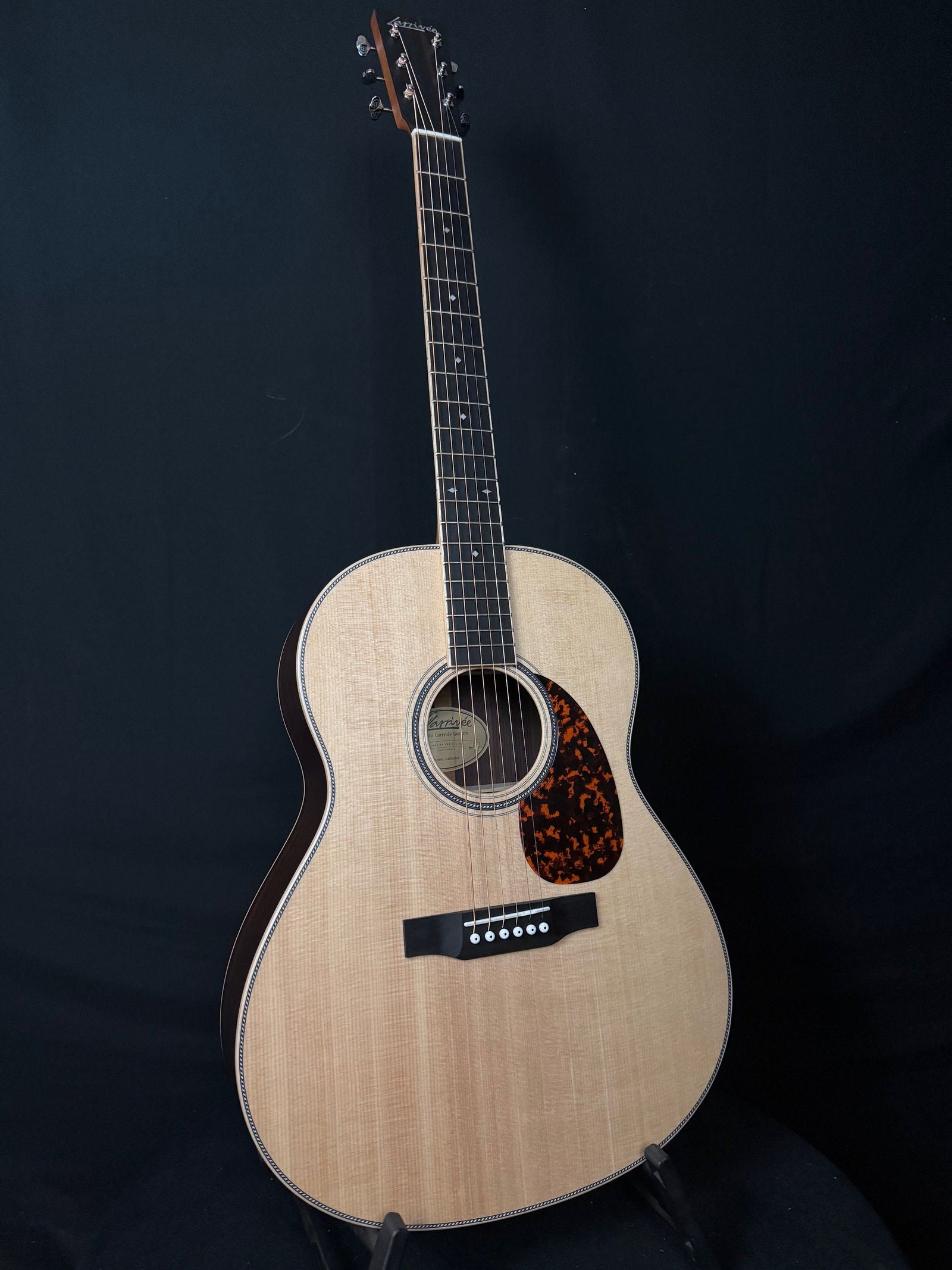 Larrivee L40R - Acoustic Corner