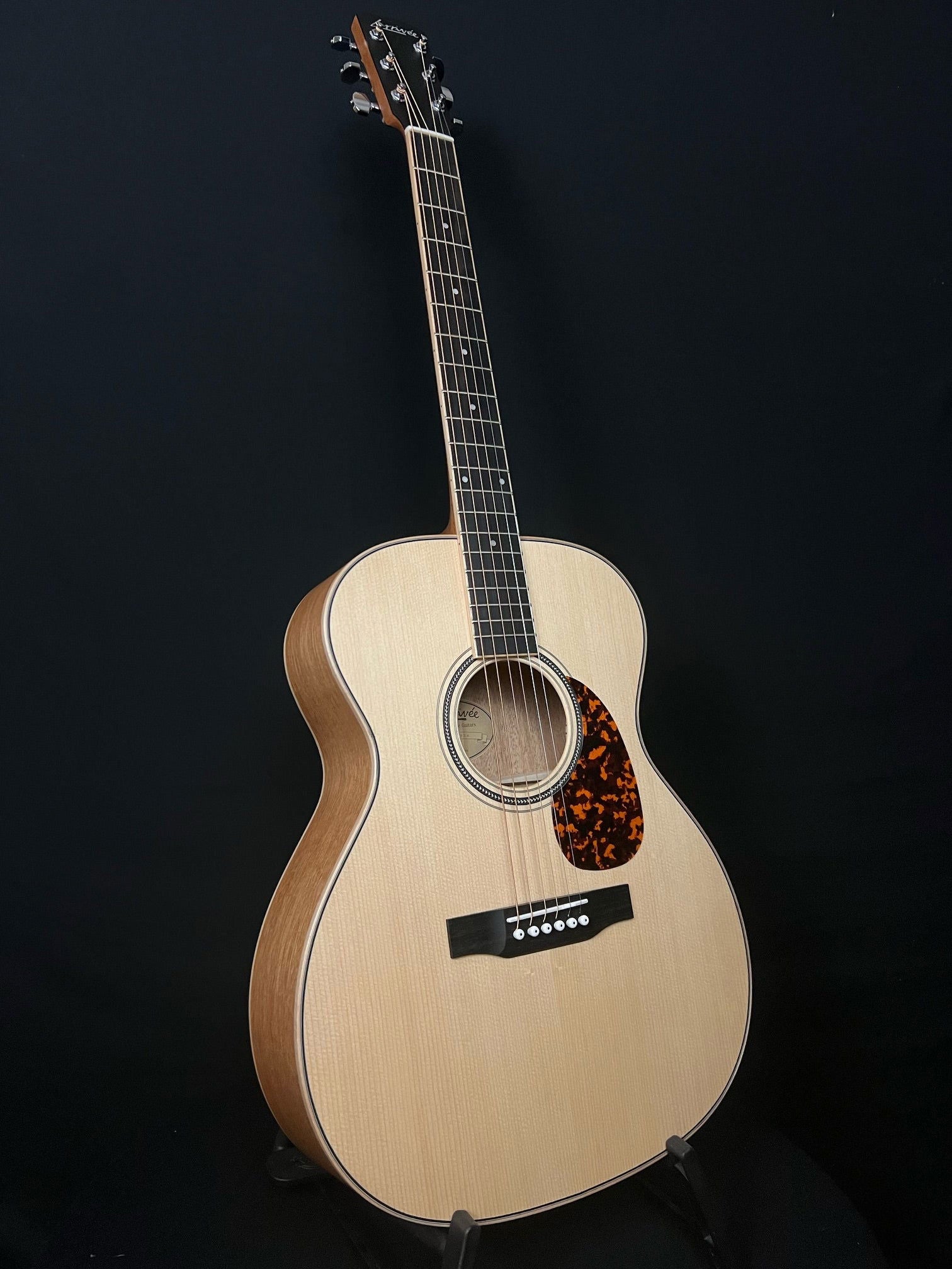 Larrivee OM-03 - Acoustic Corner