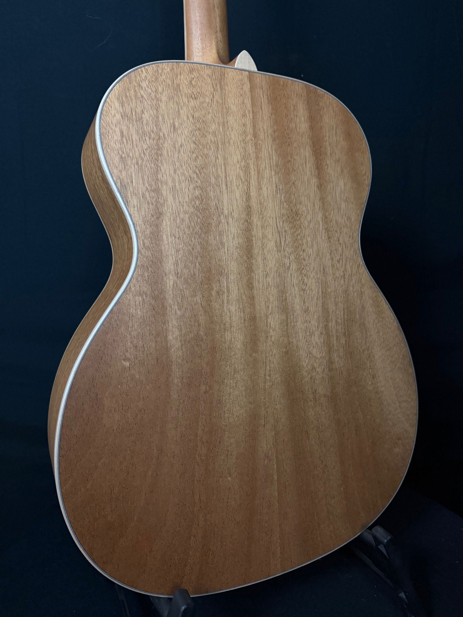 Larrivee OM-40 - Acoustic Corner