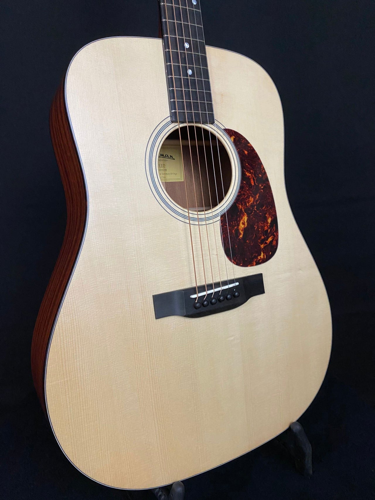 Eastman E1D Sitka Spruce/Sapele - Acoustic Corner