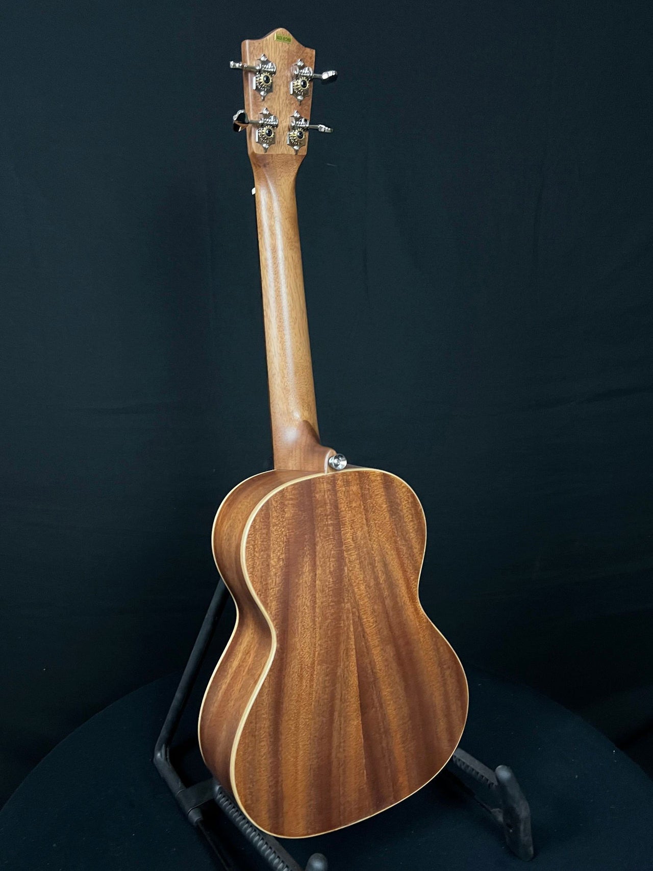 Lanikai CDST-T Cedar Solid Top Mahogany Back / Sides - Acoustic Corner