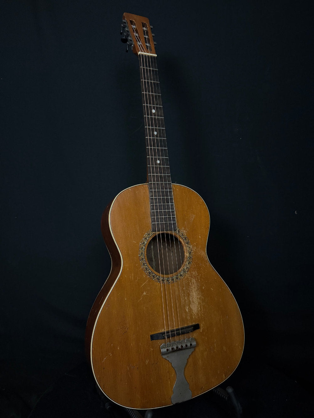 circa 1900 lyon and healy parlor guitar body