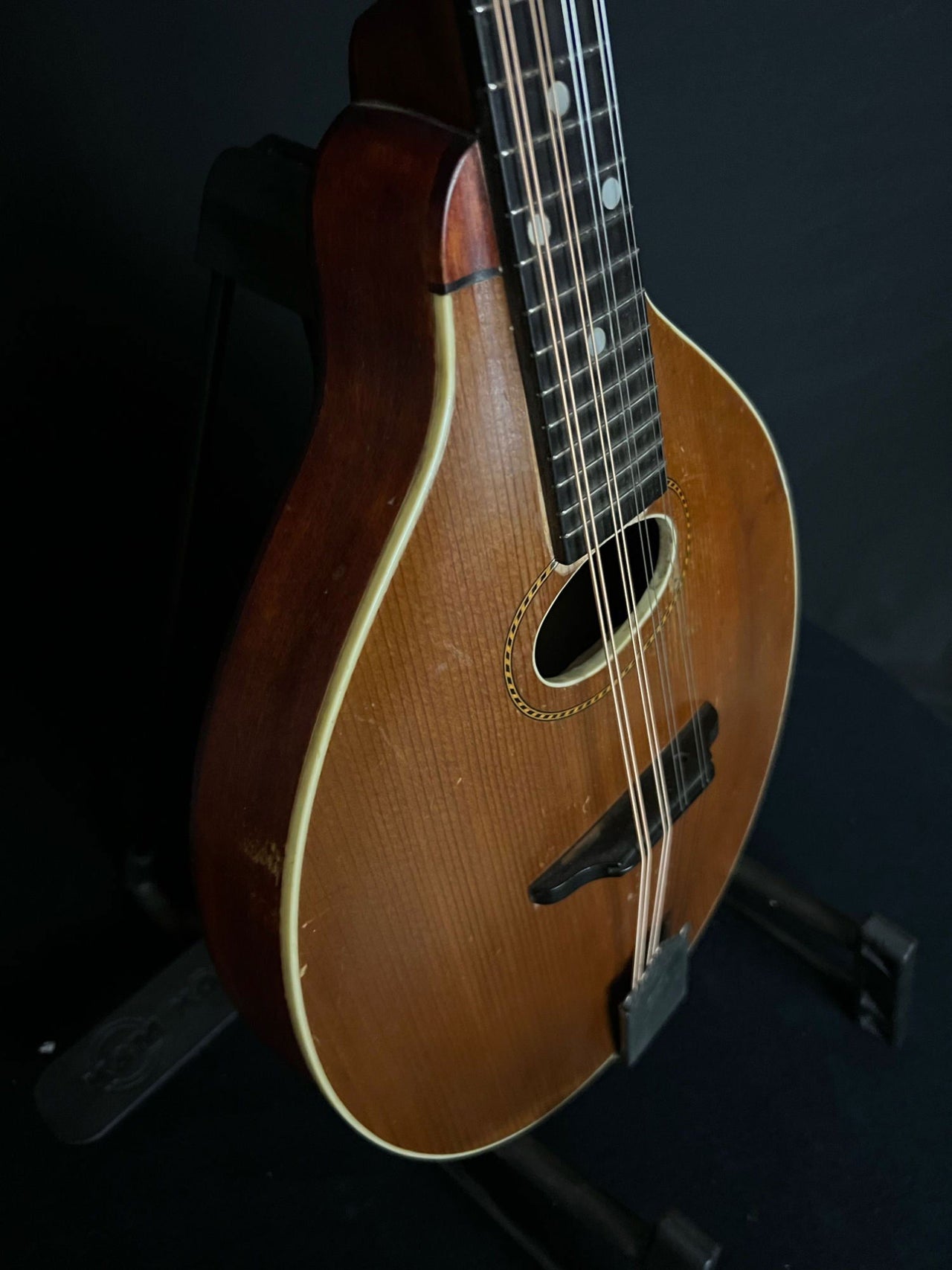 1915 Gibson A - Acoustic Corner