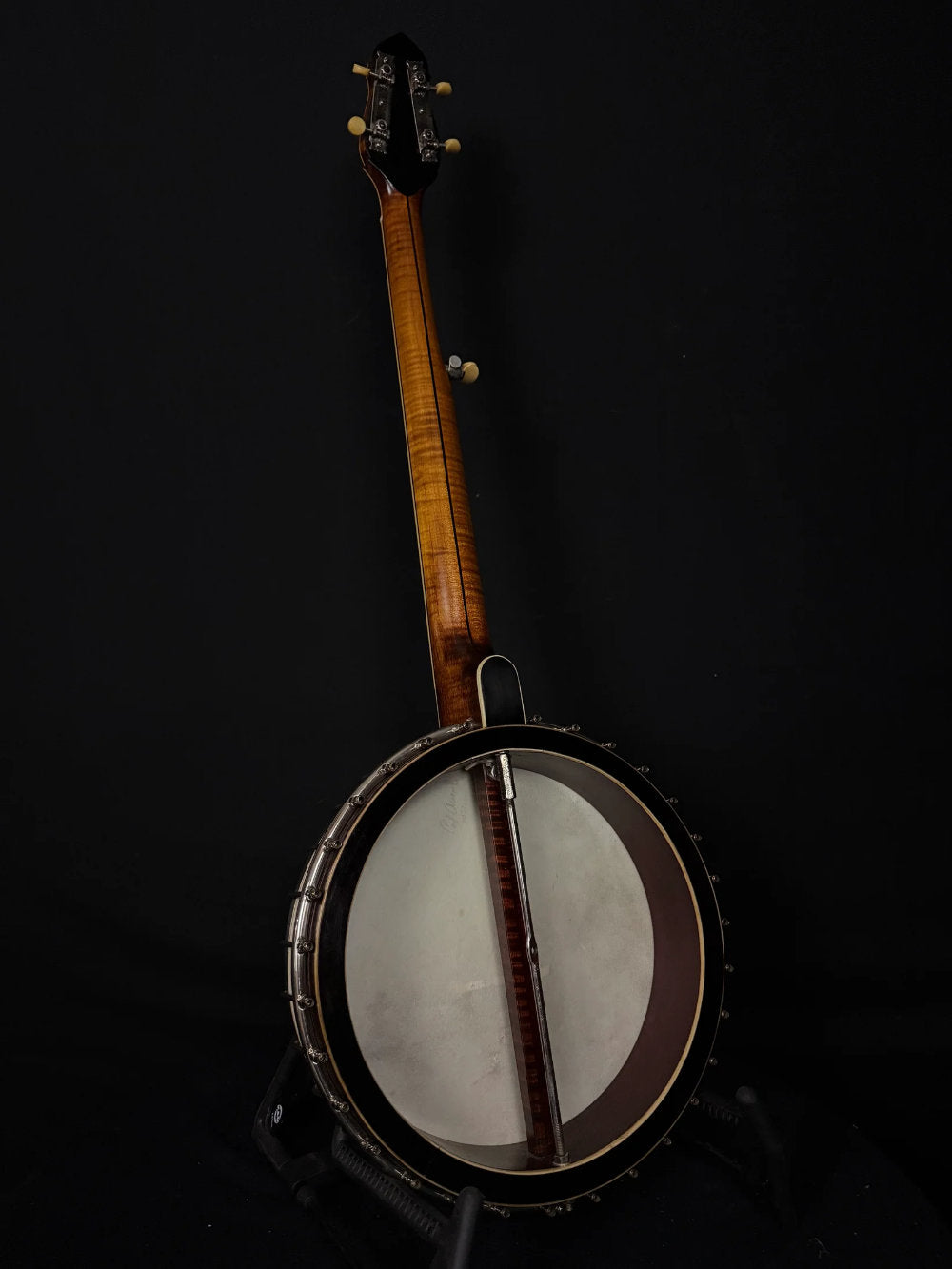 1922 Gibson TB-4 banjo full back image. The neck is a pleasing warm wood tone.