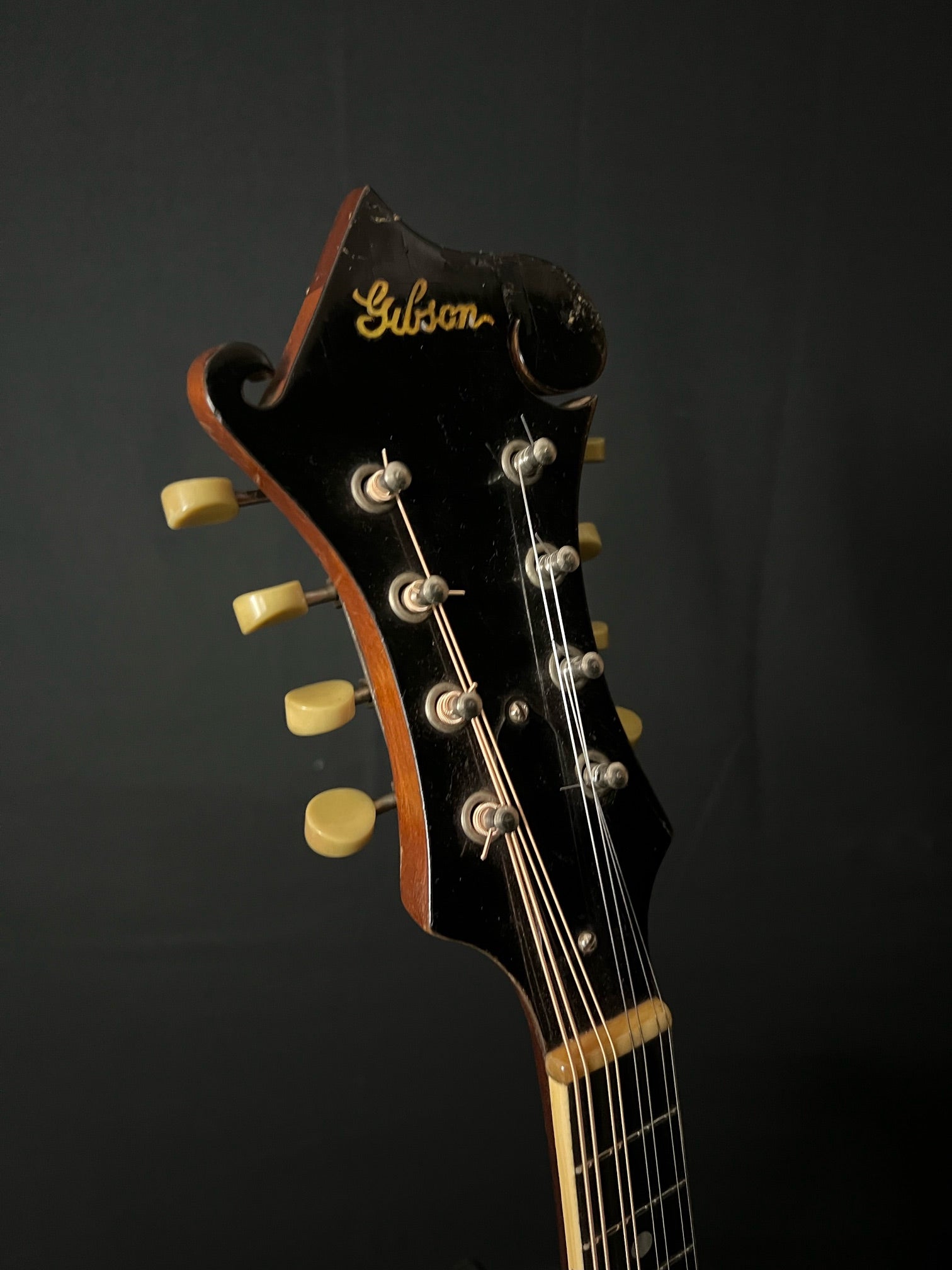 1933 Gibson F2/F4 F-style Mandolin - Acoustic Corner