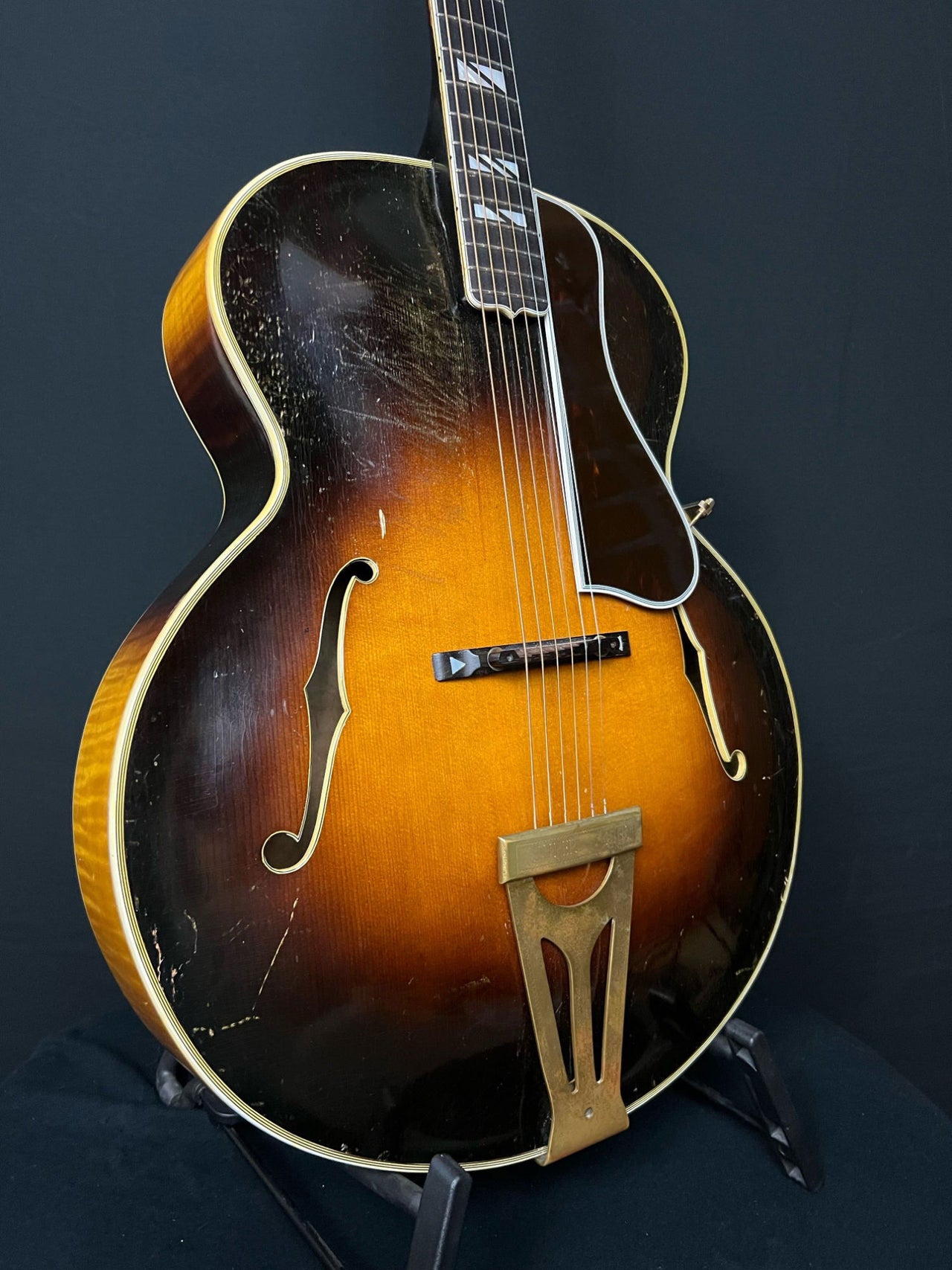 1936 Gibson Super 400 - Acoustic Corner