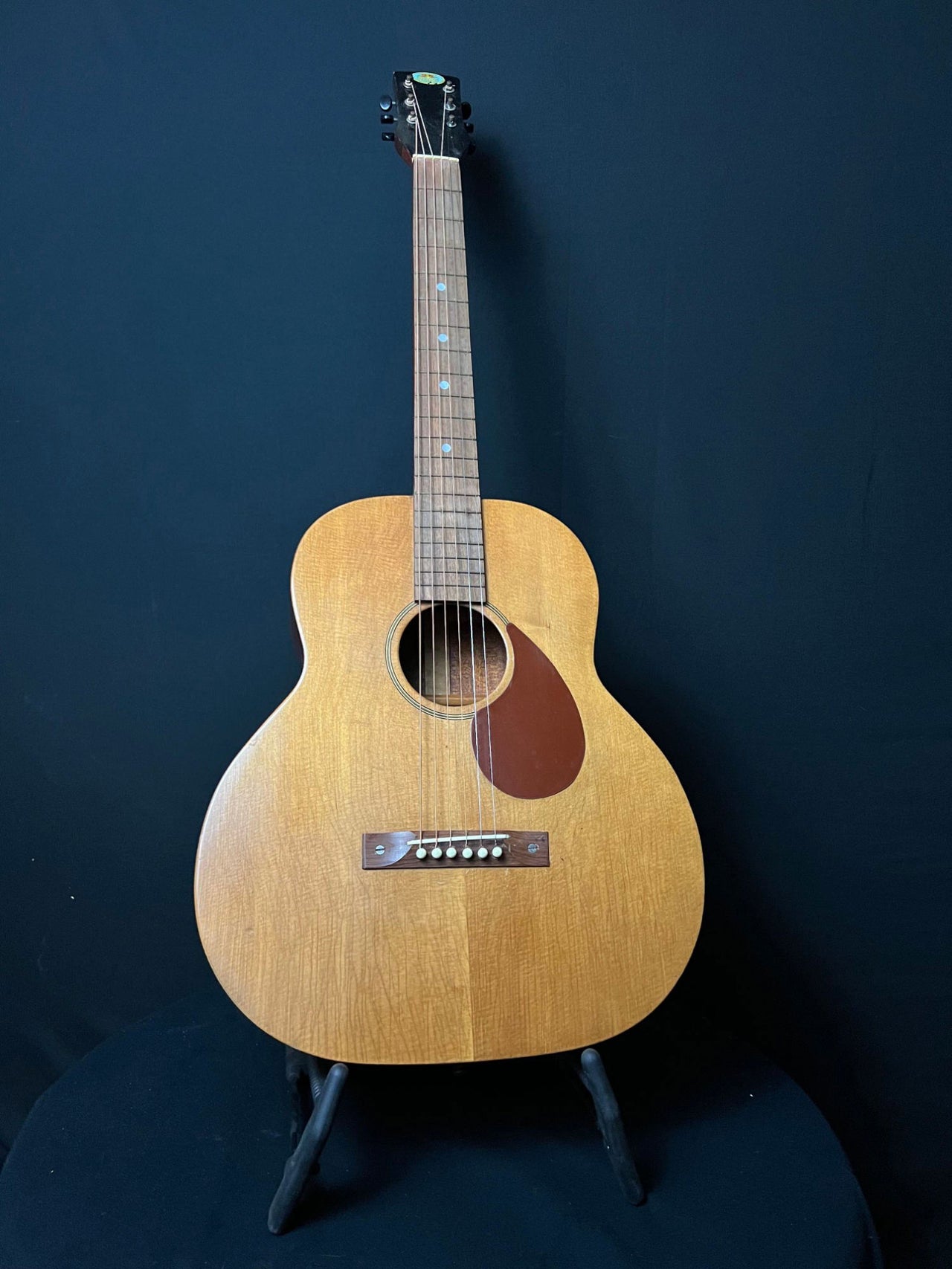1940's Regal Guitar - Acoustic Corner