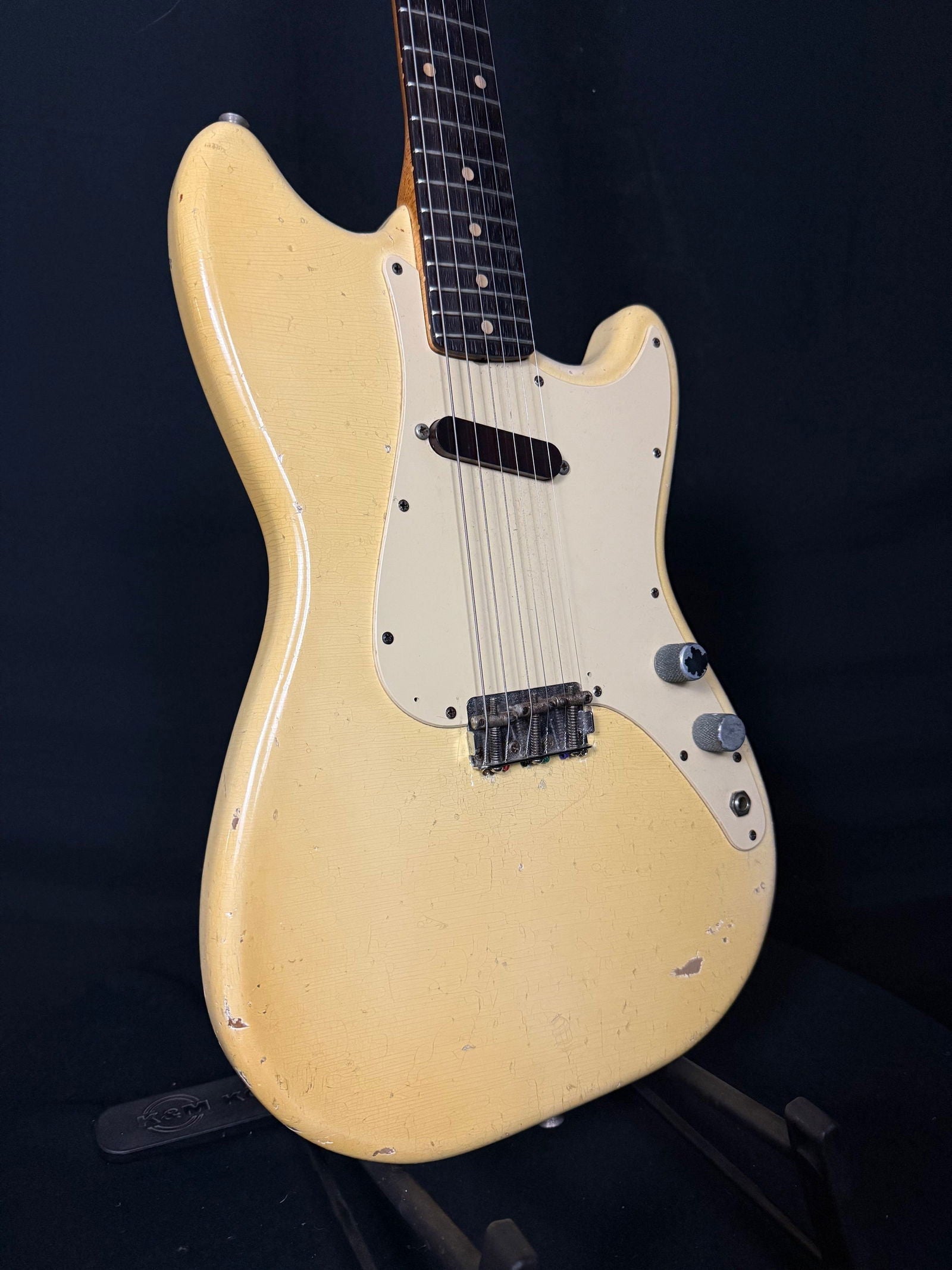 1960 Fender Musicmaster - Acoustic Corner