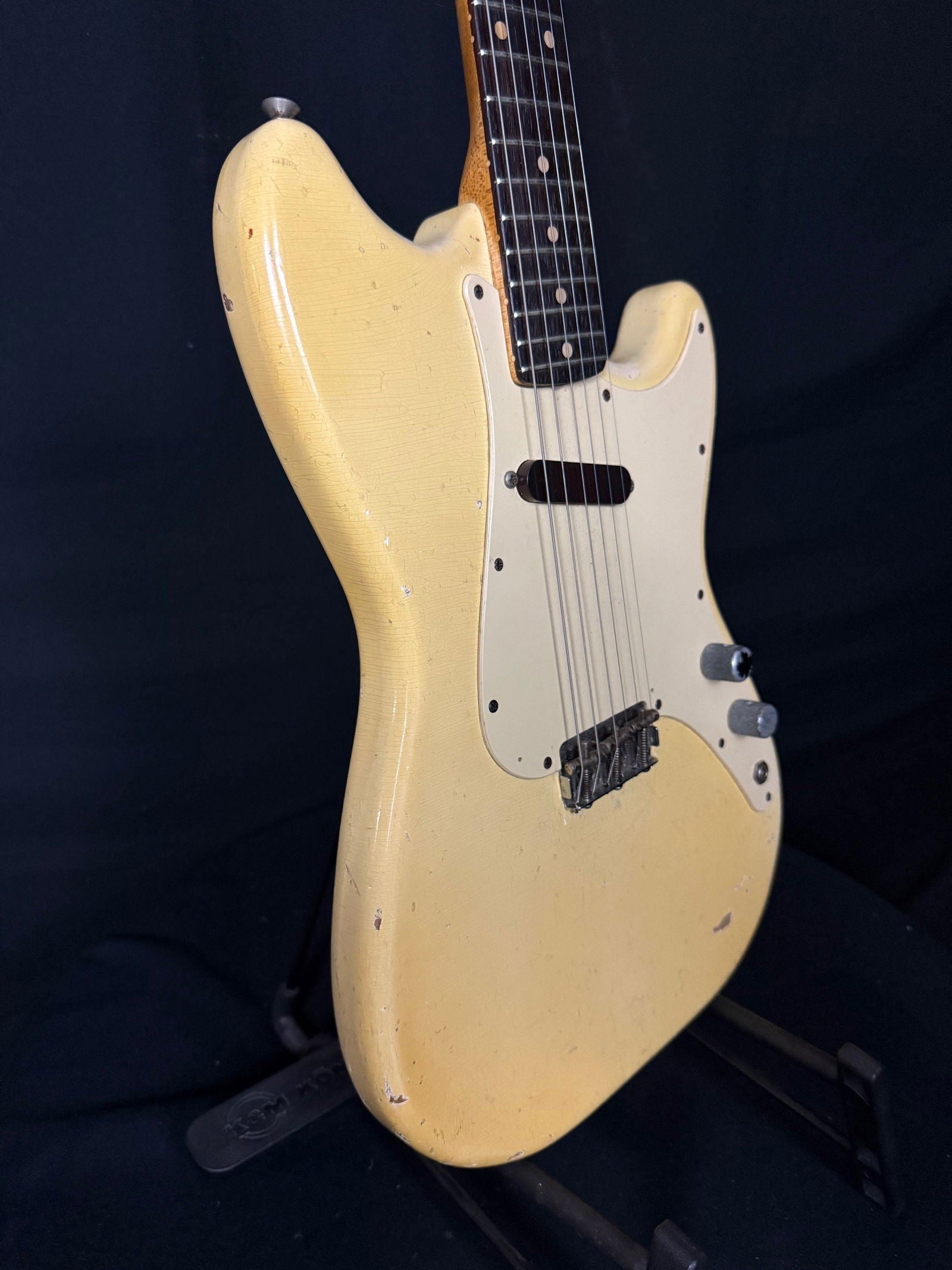 1960 Fender Musicmaster - Acoustic Corner