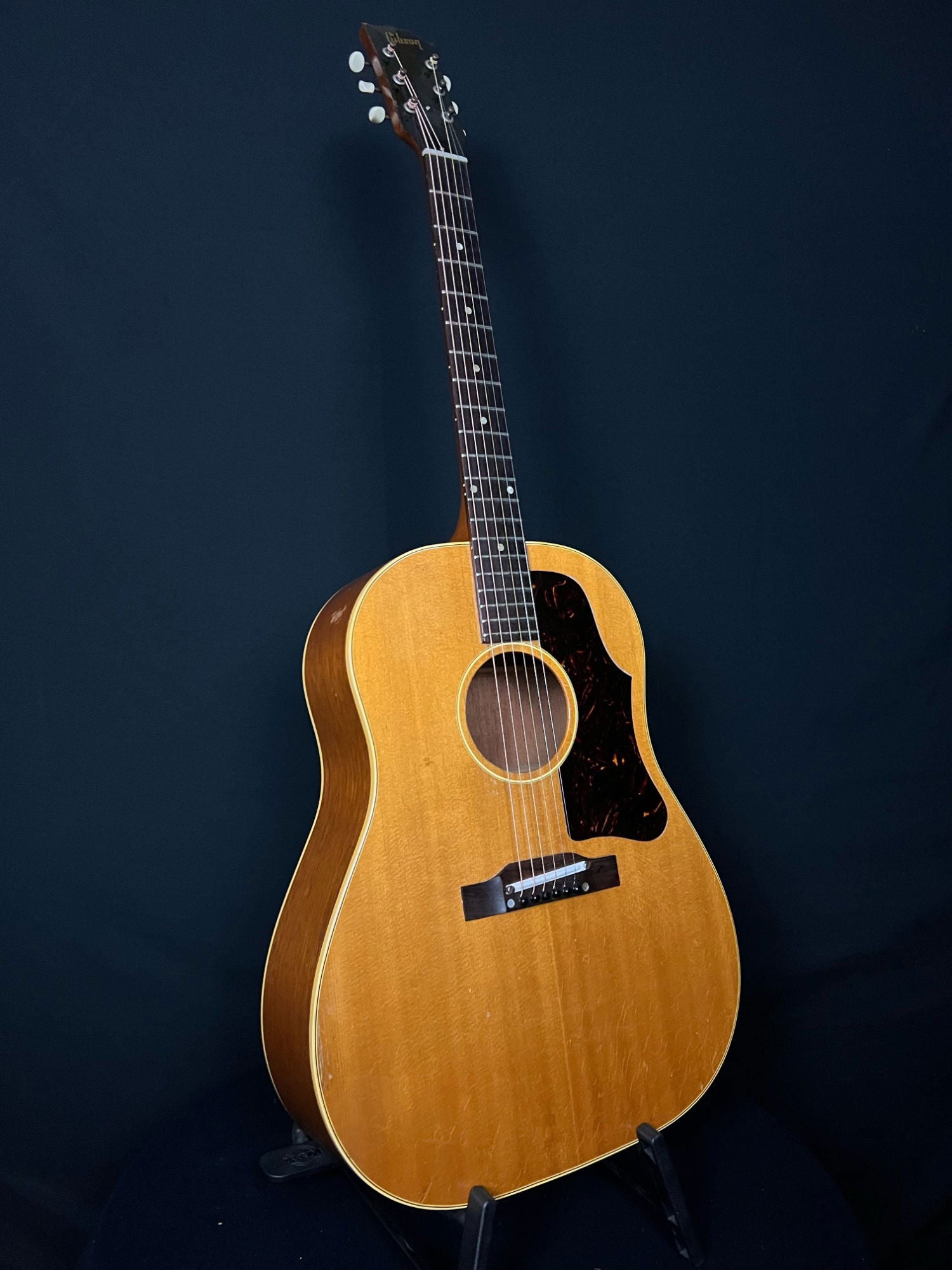 1960 Gibson J-50 ADJ - Acoustic Corner