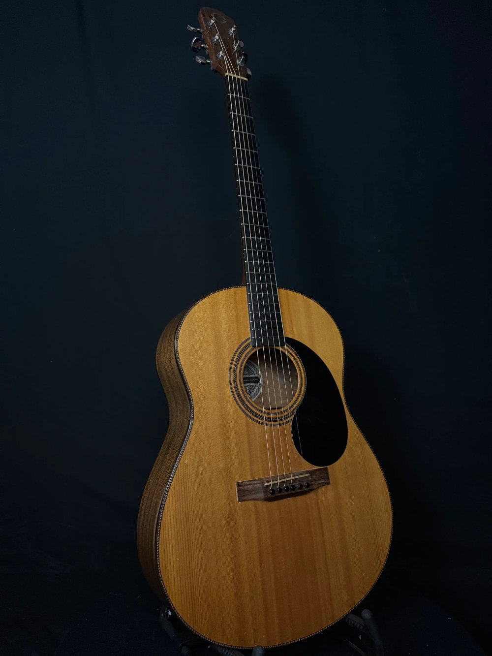 New and Vintage Guitars | Acoustic Corner