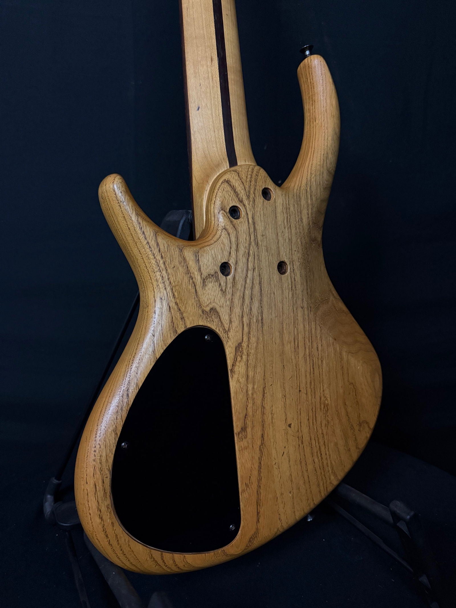 1997 Tobias Growler 5-string - Acoustic Corner