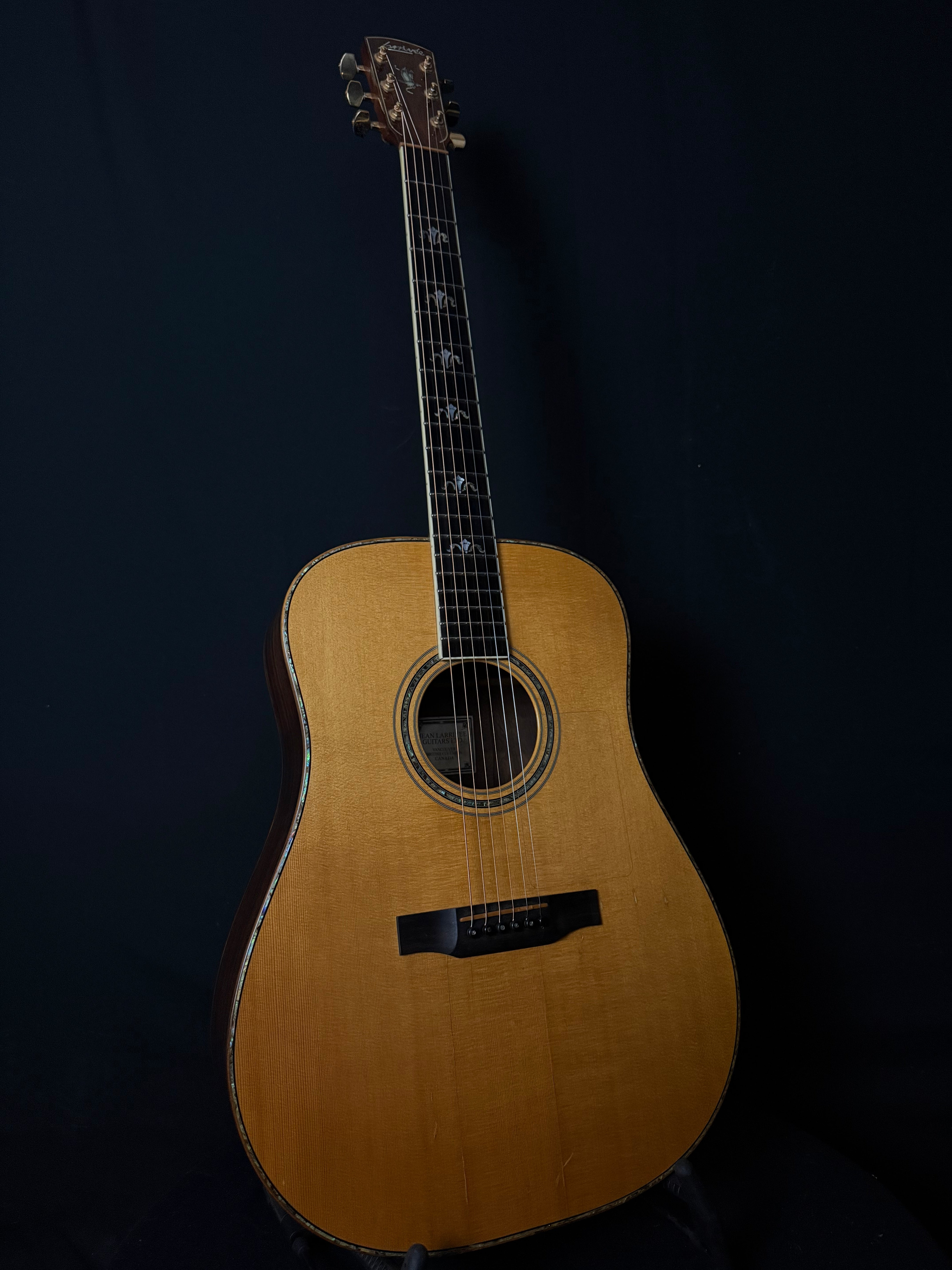 New and Vintage Guitars | Acoustic Corner | page