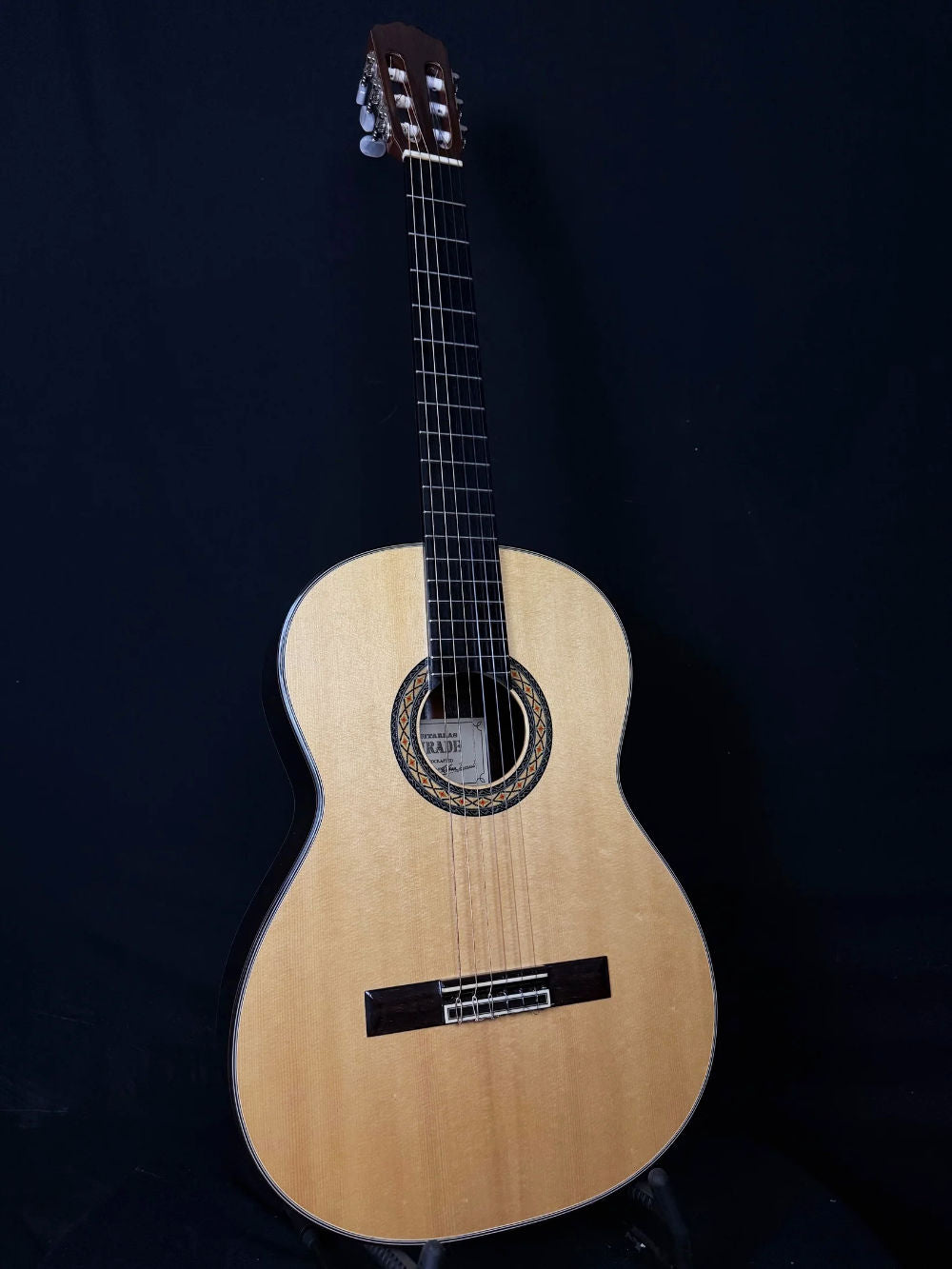 New and Vintage Guitars | Acoustic Corner