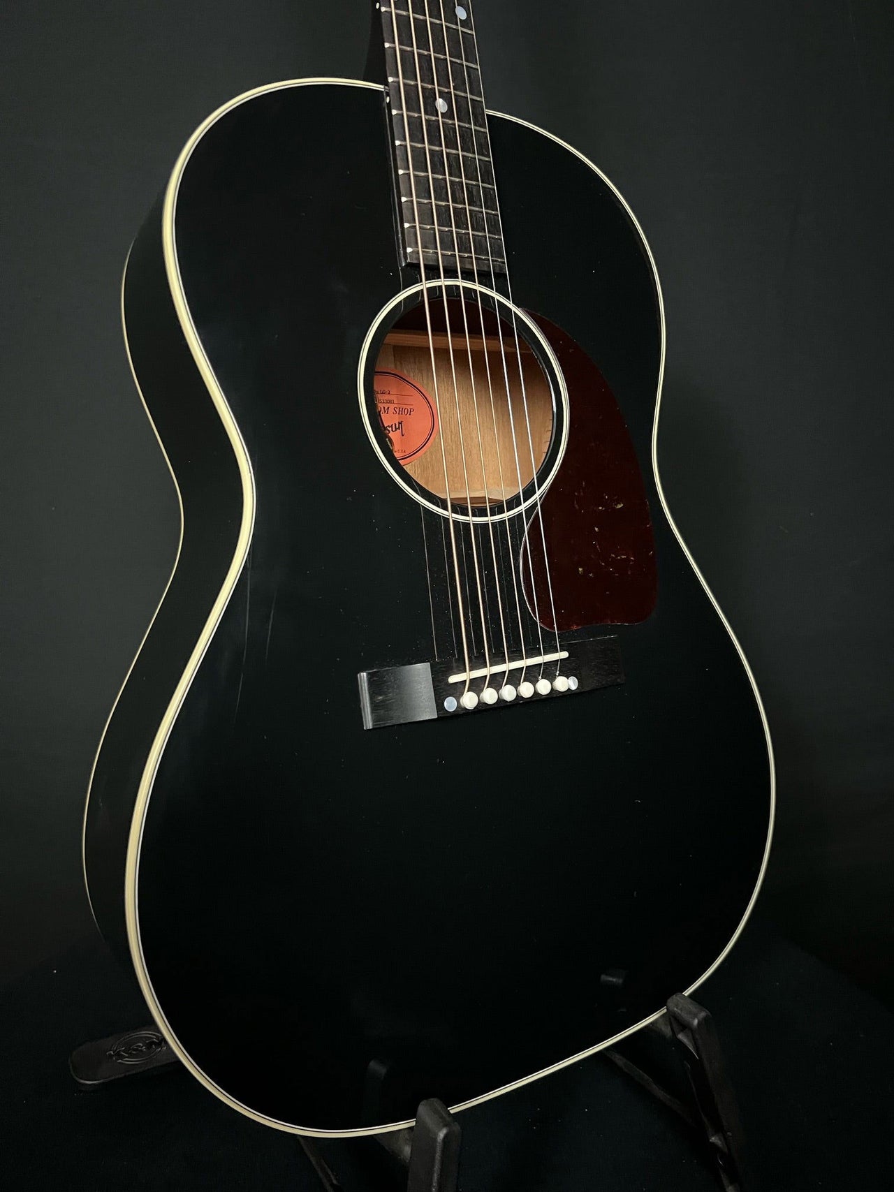 2023 Gibson Custom Shop 1950's LG-2 - Acoustic Corner