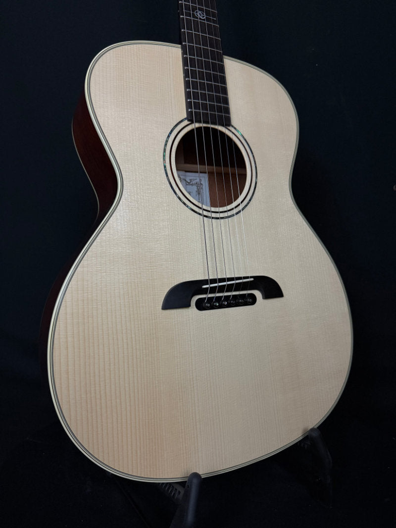 2024 Alvarez Yairi GYM60HD guitar body