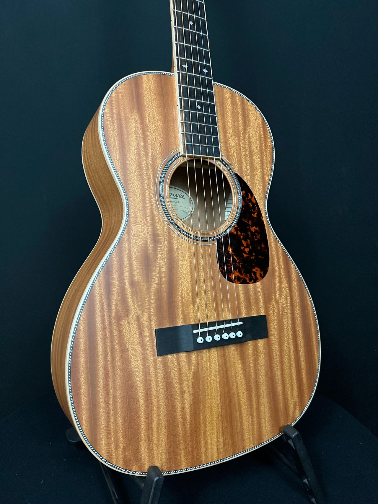 2024 Larrivee 00-40 Mahogany top