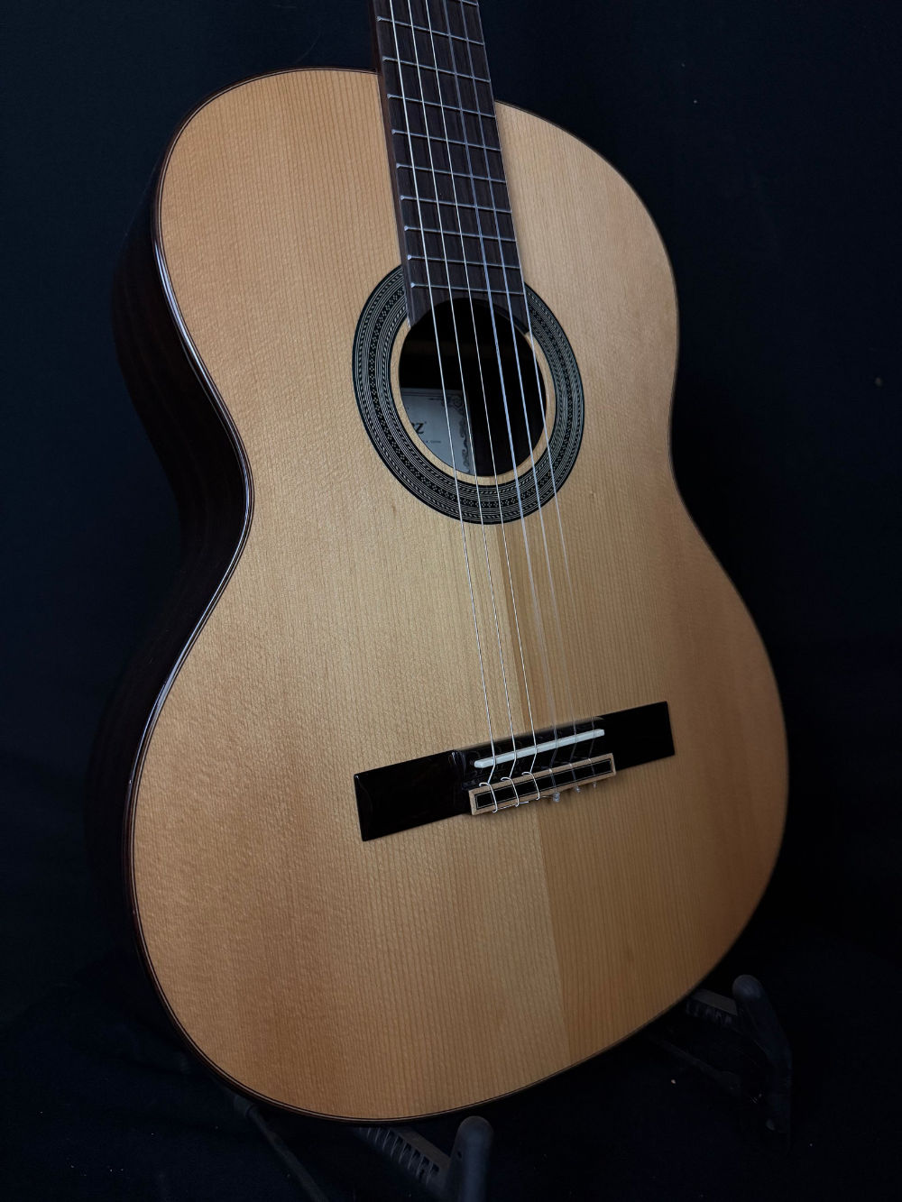 Alvarez AC70 Classical Guitar body