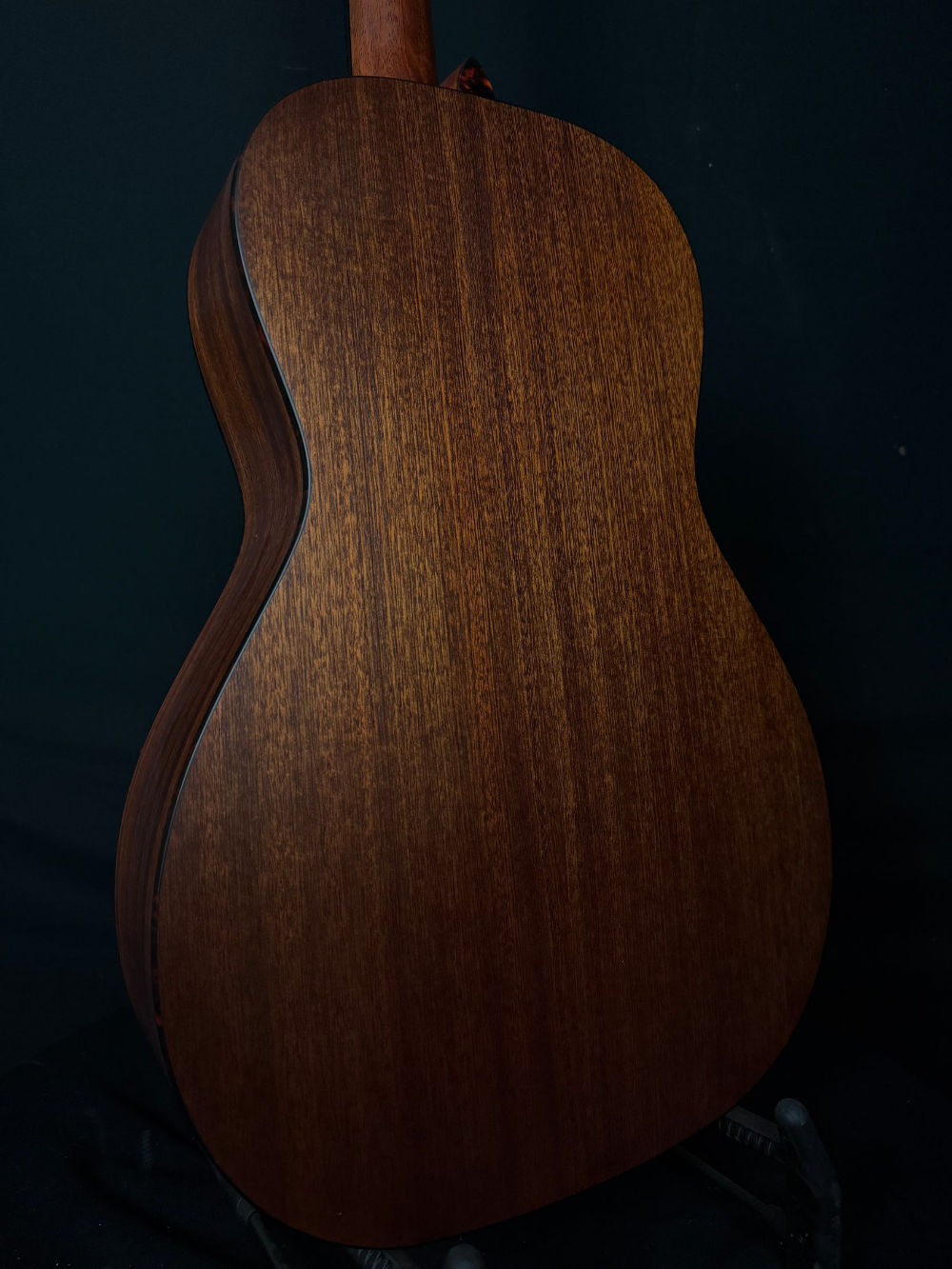 Eastman E1-P-CLA Parlor guitar back panel