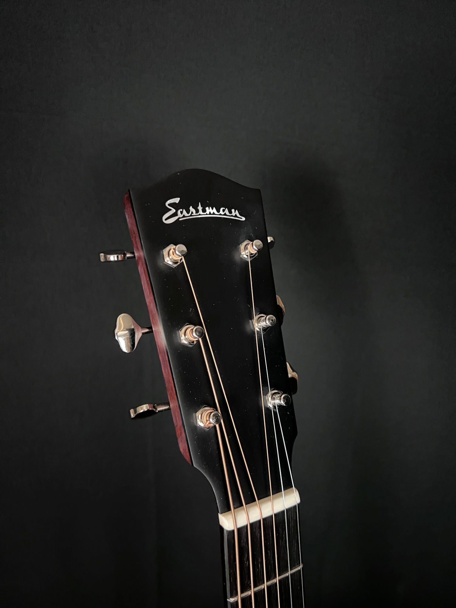 Eastman E1OOSS-SB Acoustic Guitar - Acoustic Corner