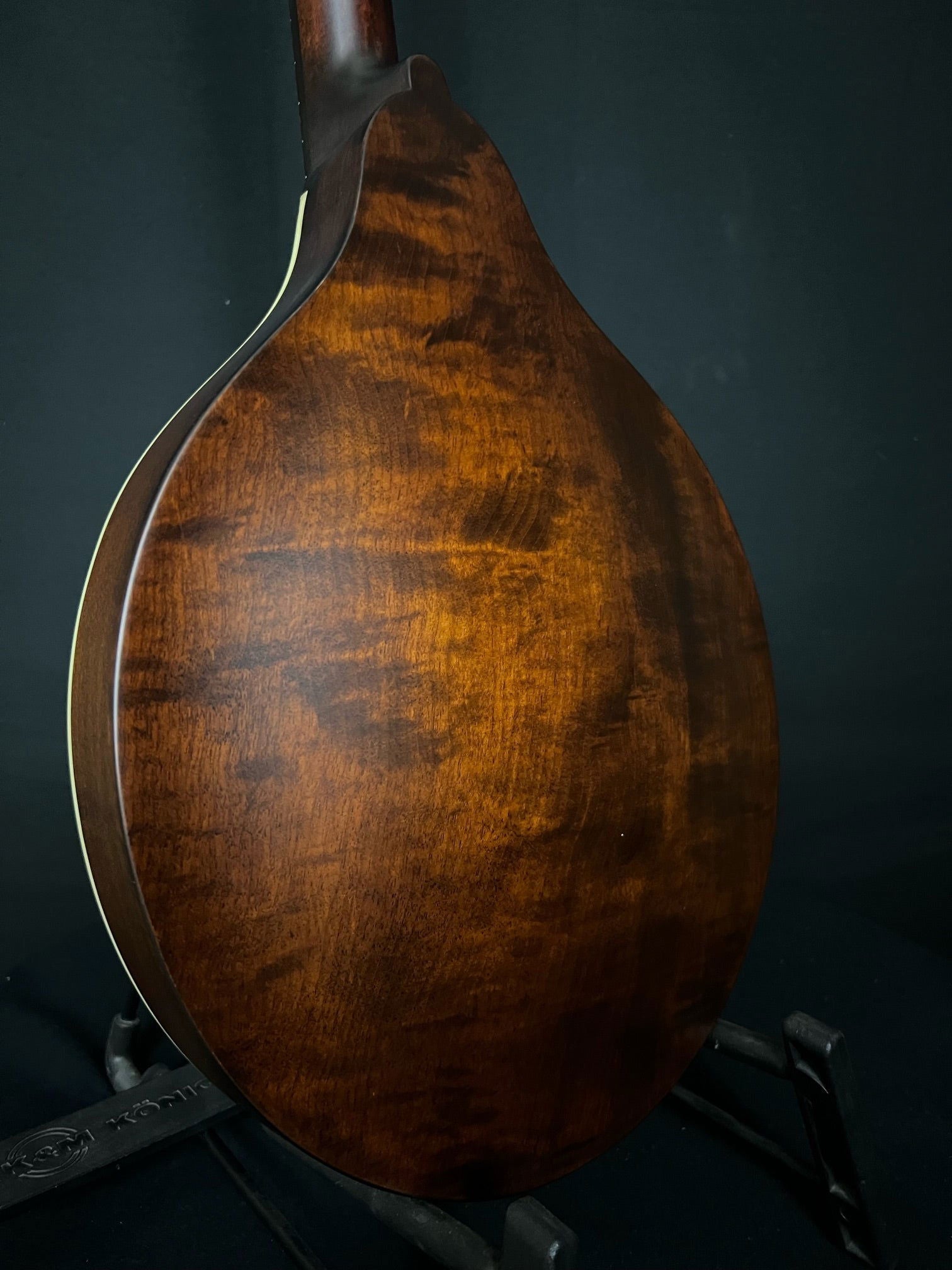 Eastman MDO305 Octave Mandolin - Acoustic Corner