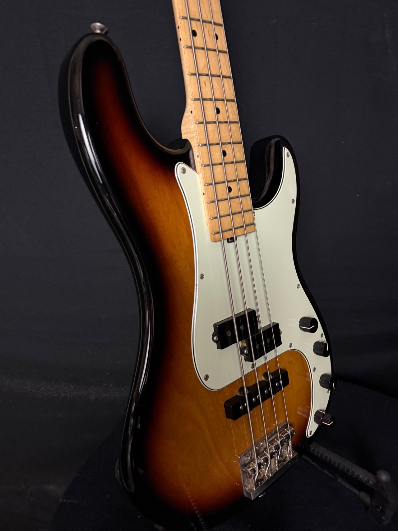2009 Sadowsky PJ Metroline