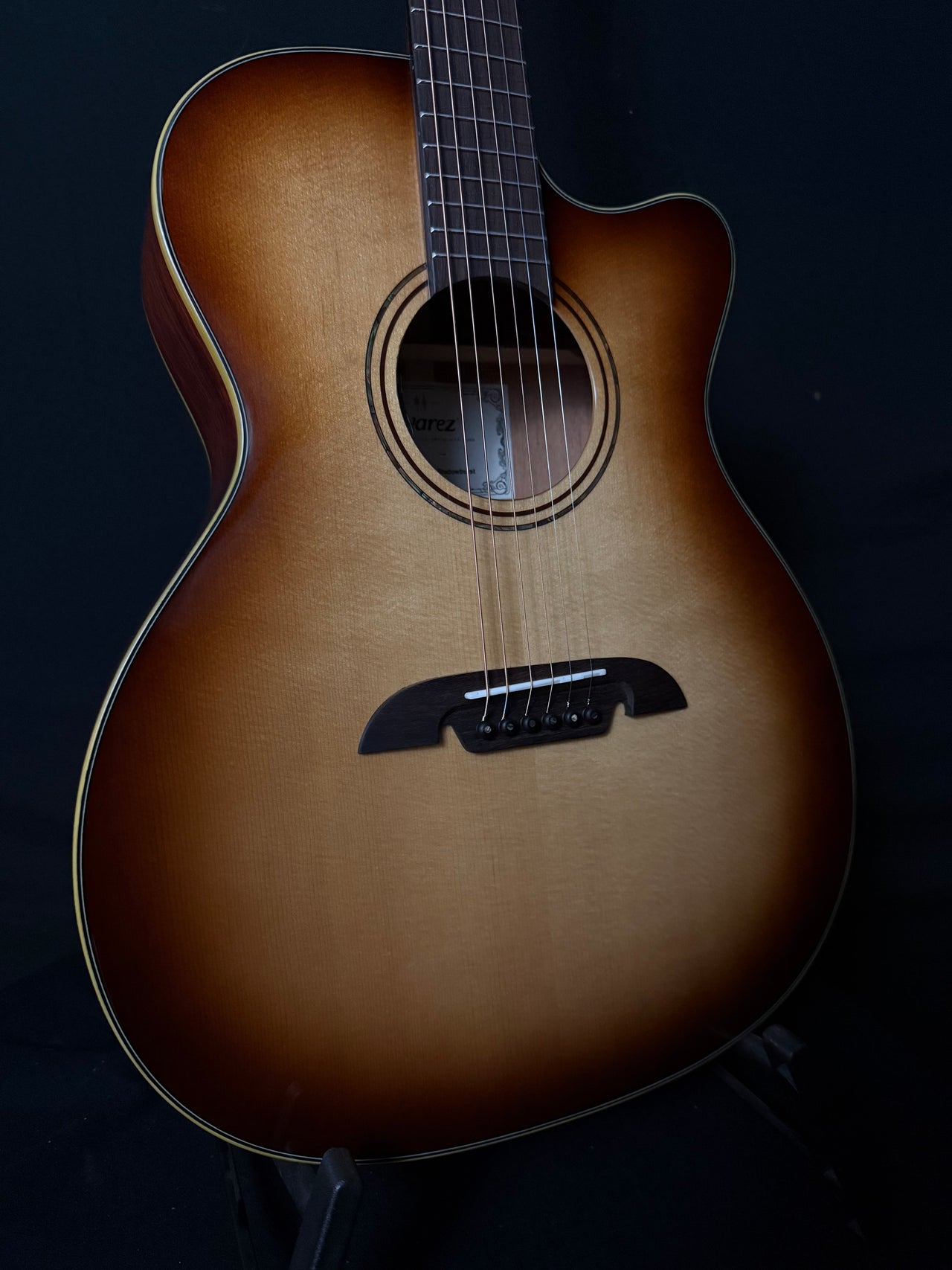 Alvarez MF60ce