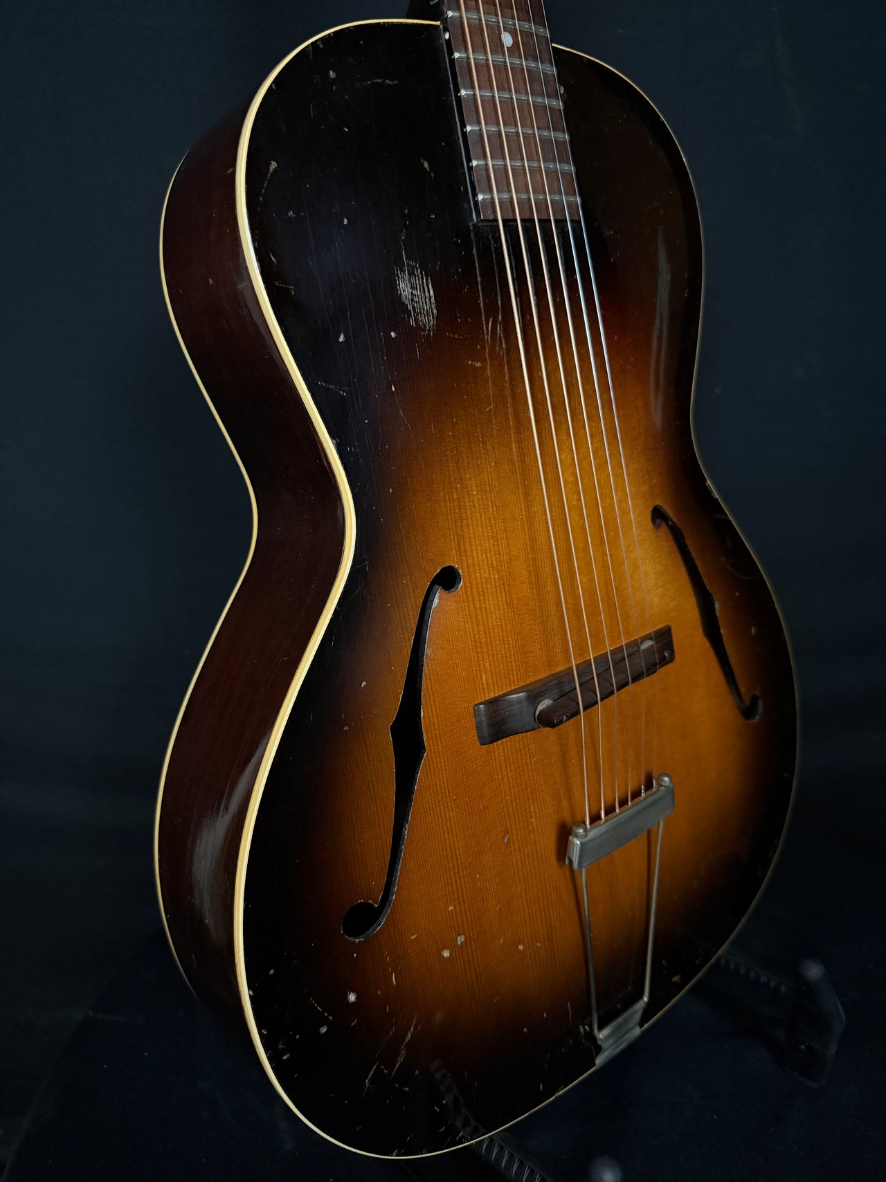 Circa 1938 Gibson L-37