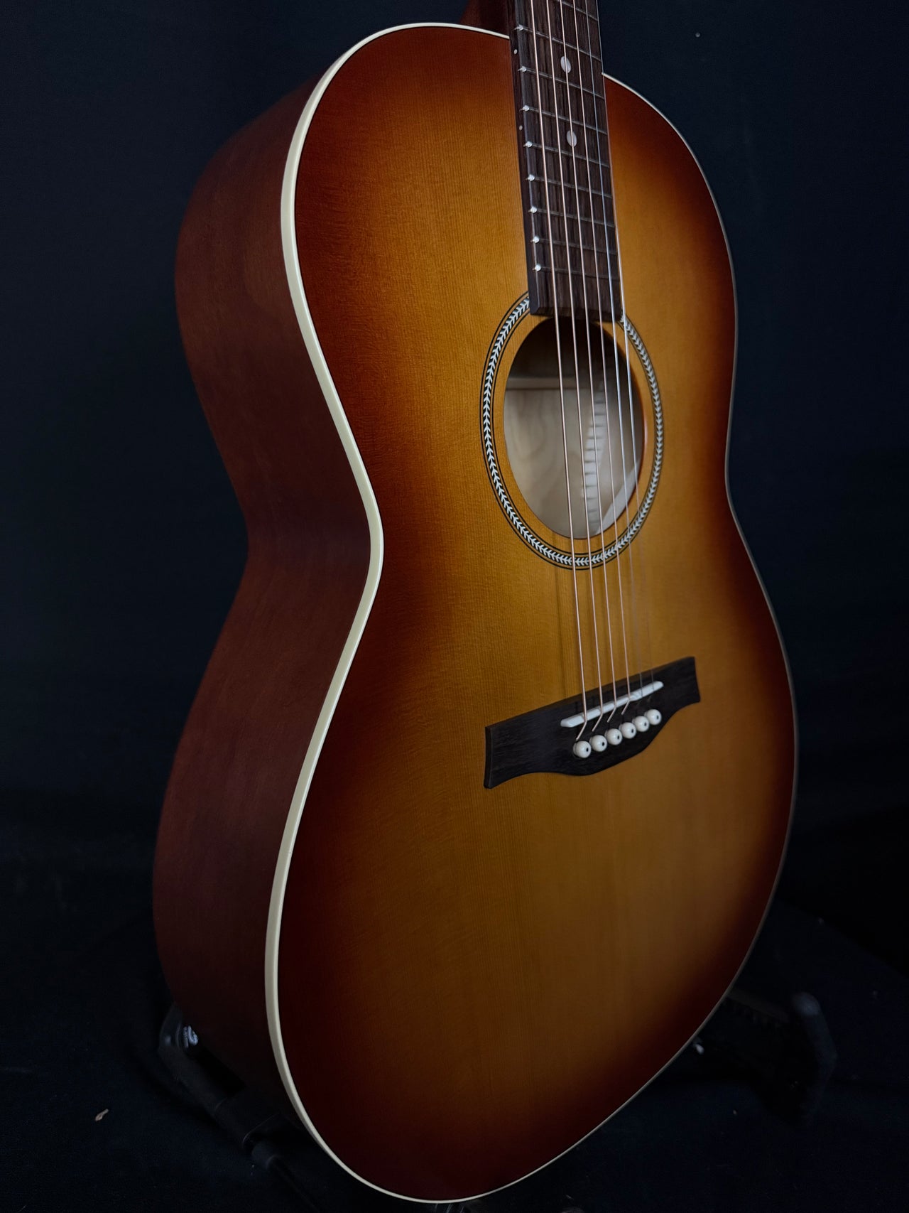 Seagull Entourage Folk Rustic Burst